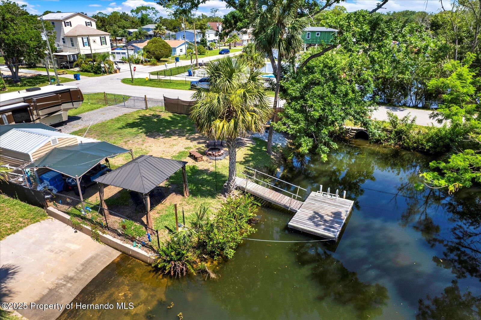 6230 Island Drive, Weeki Wachee, Florida image 7