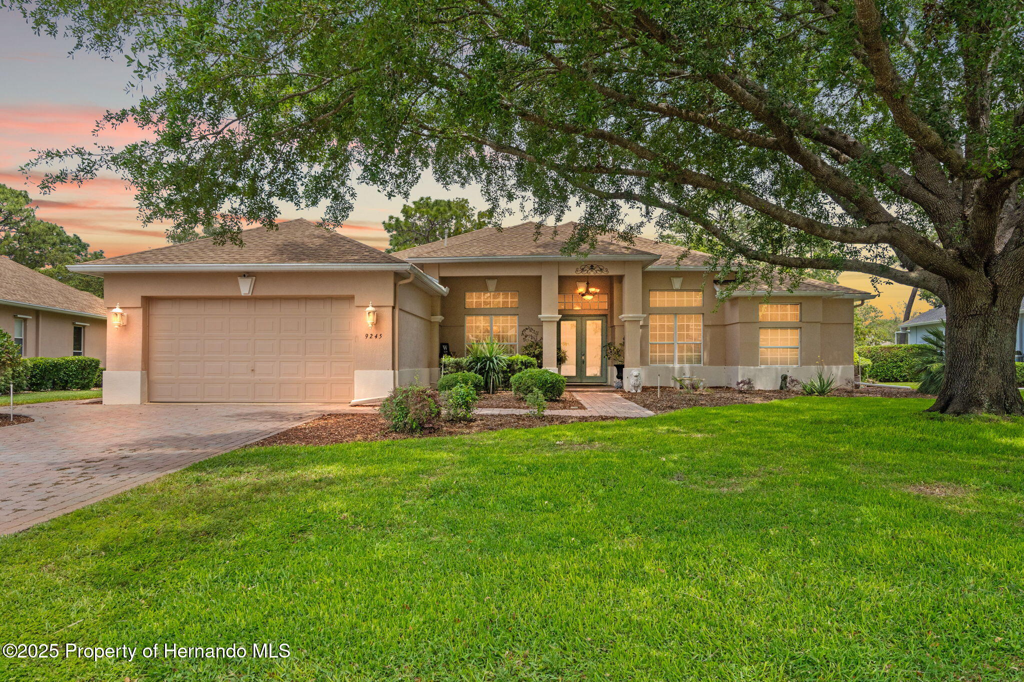 9245 Grand Cypress Drive, Weeki Wachee, Florida image 2