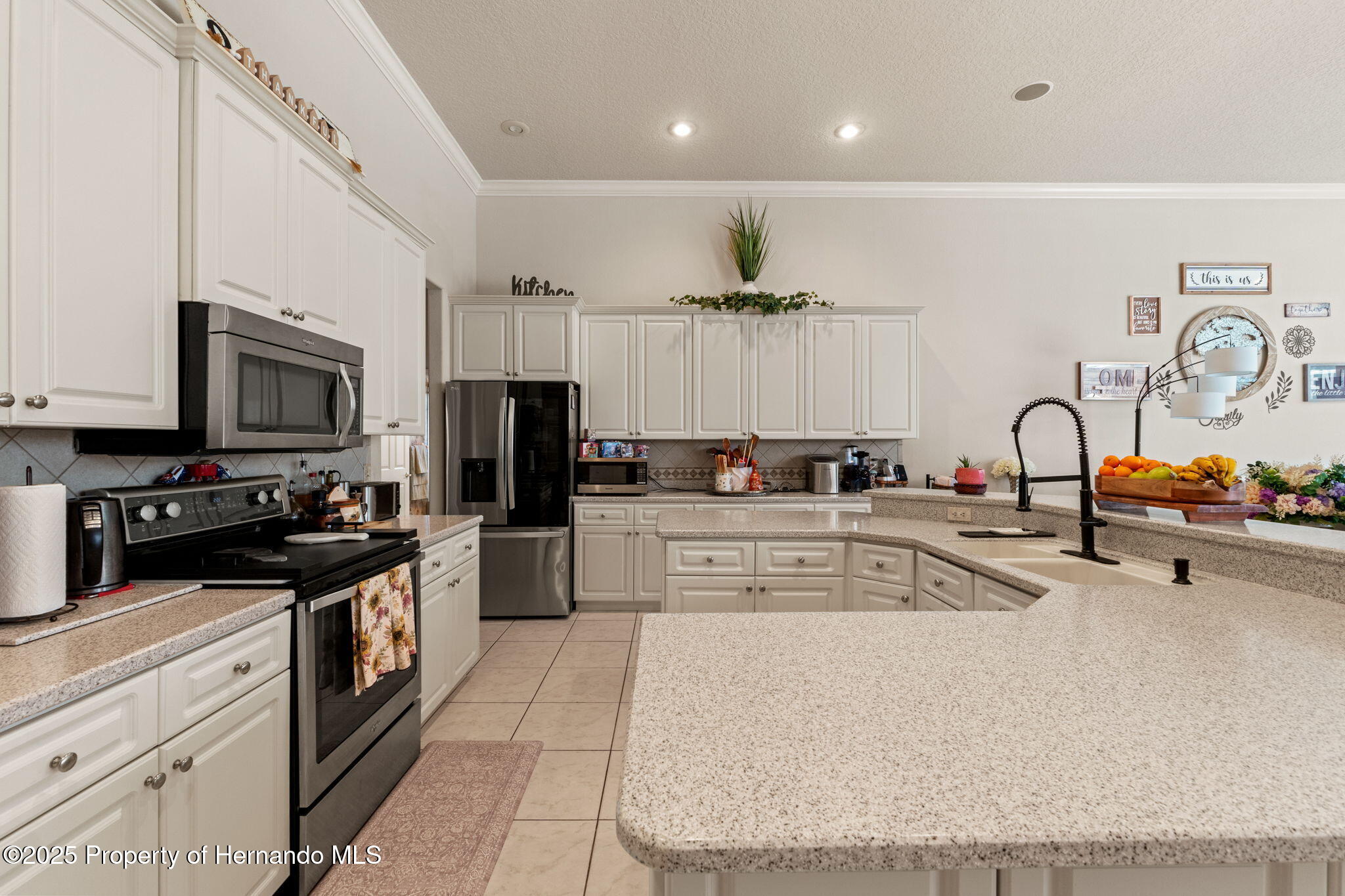 9245 Grand Cypress Drive, Weeki Wachee, Florida image 42