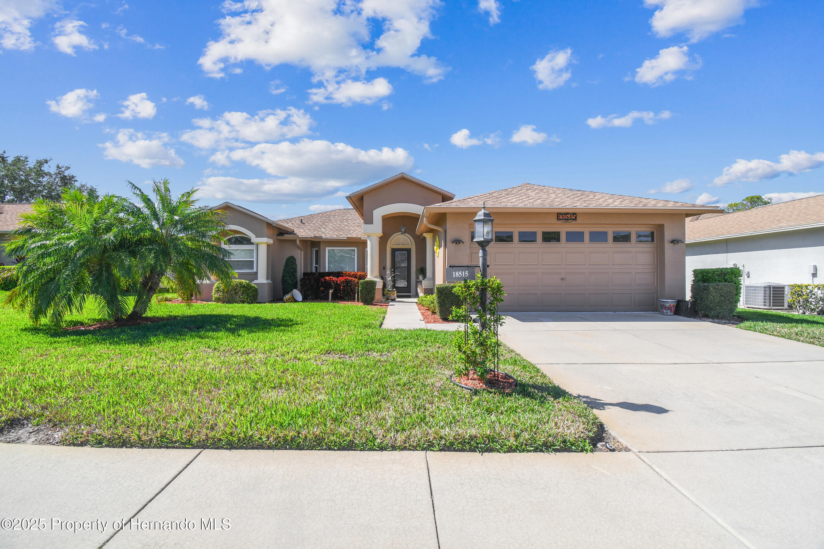 18515 Gentle Breeze Court, Hudson, Florida image 1