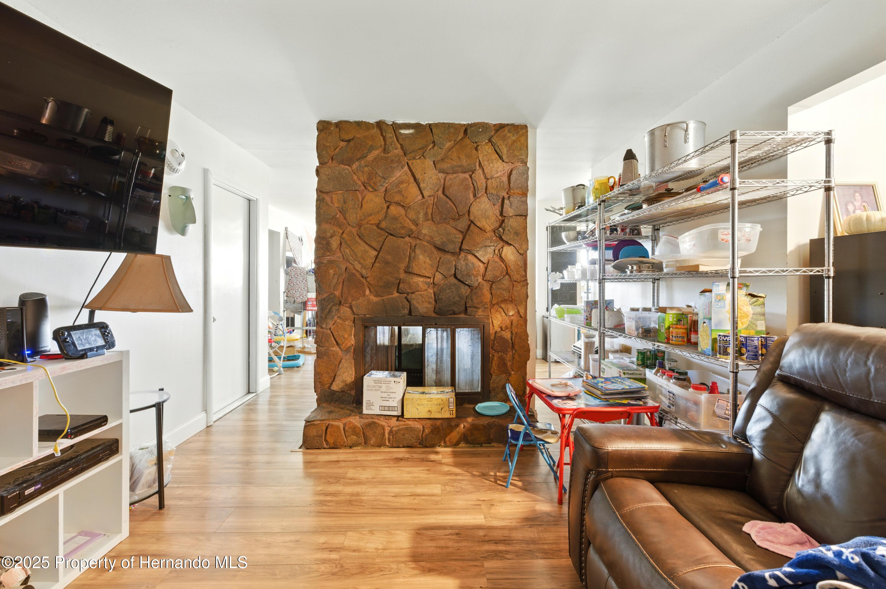 577 Waterfall Drive, Spring Hill, Florida image 32