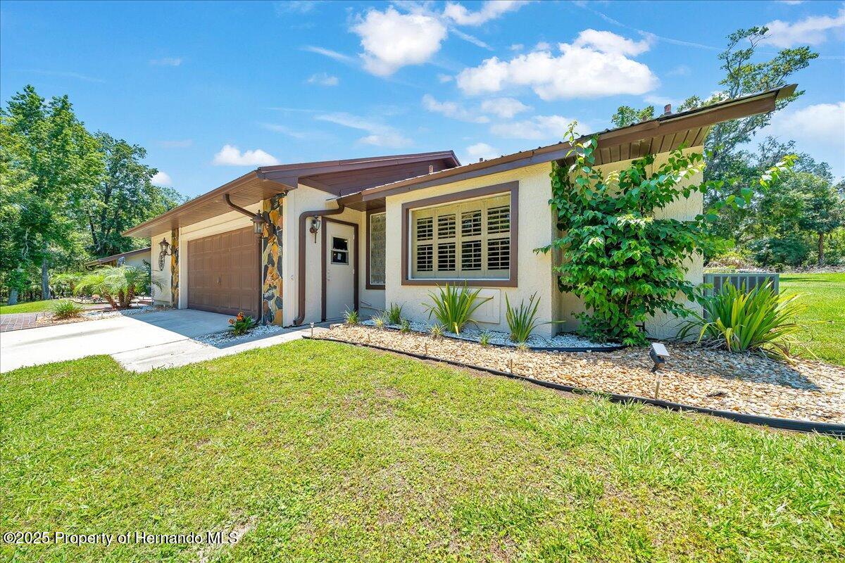 21000 Exeter Court, Brooksville, Florida image 9