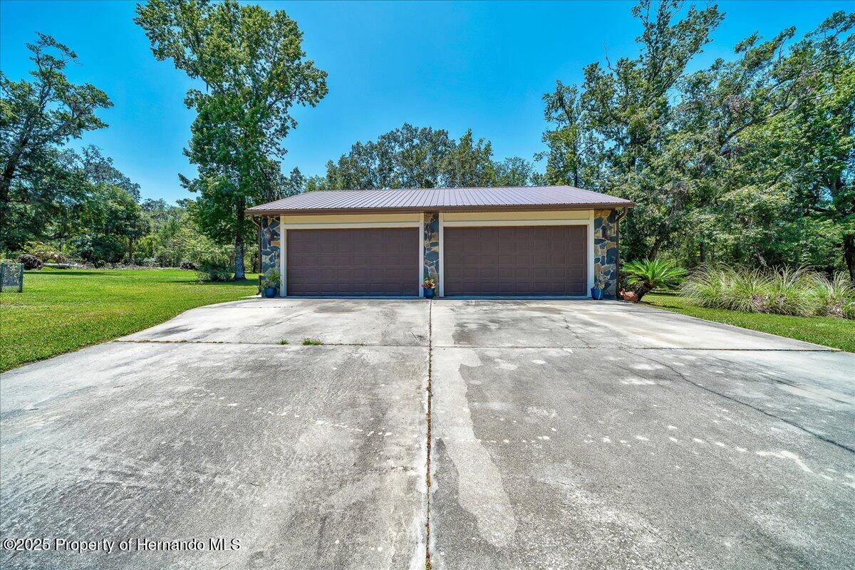 21000 Exeter Court, Brooksville, Florida image 8