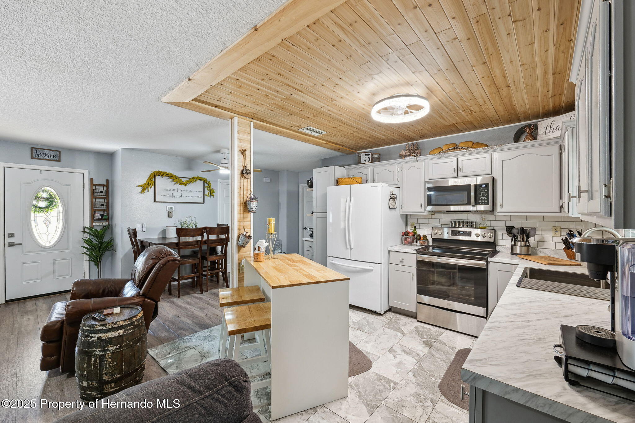 7228 Edinburgh Way, Weeki Wachee, Florida image 13