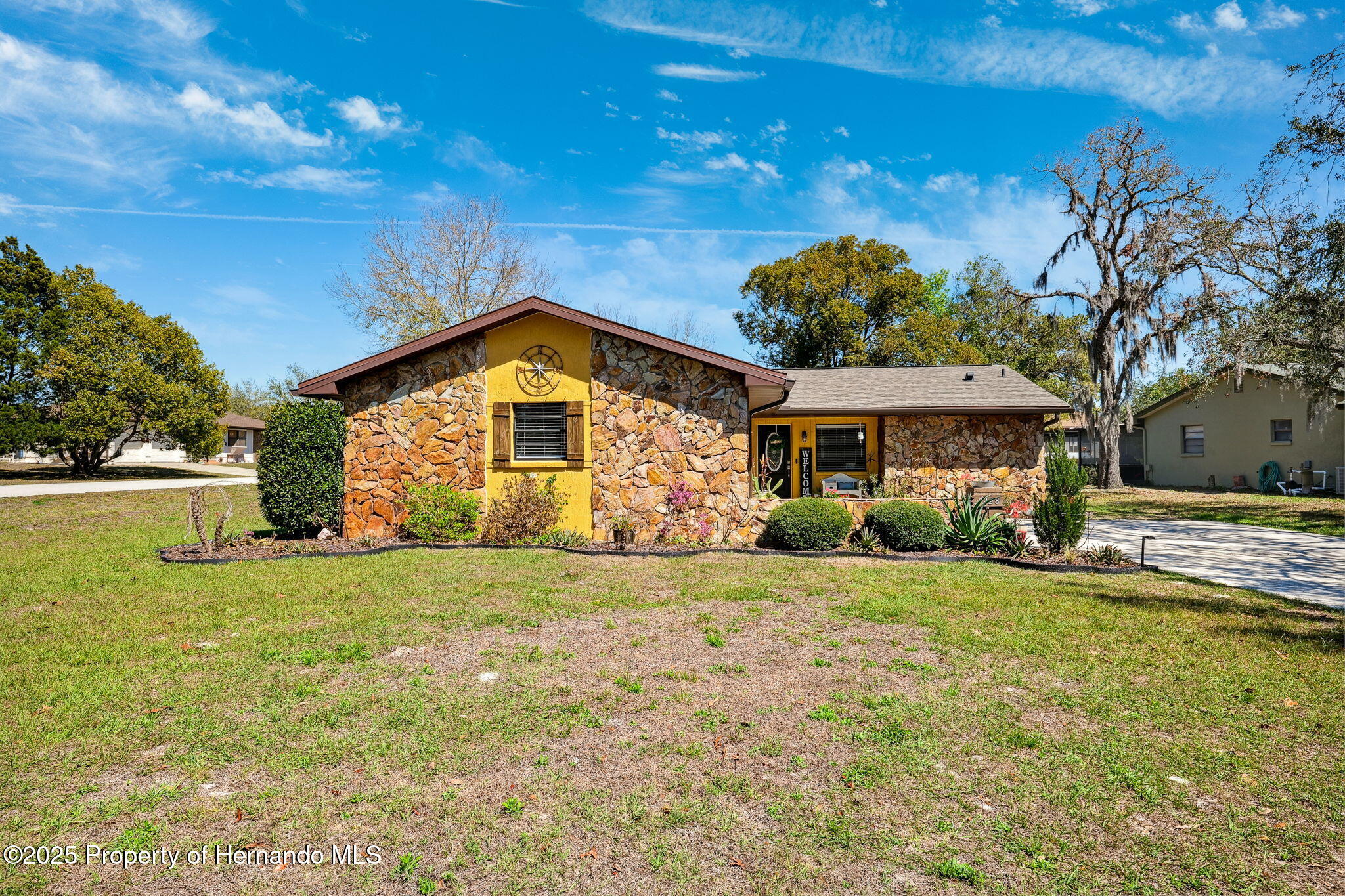 7228 Edinburgh Way, Weeki Wachee, Florida image 2