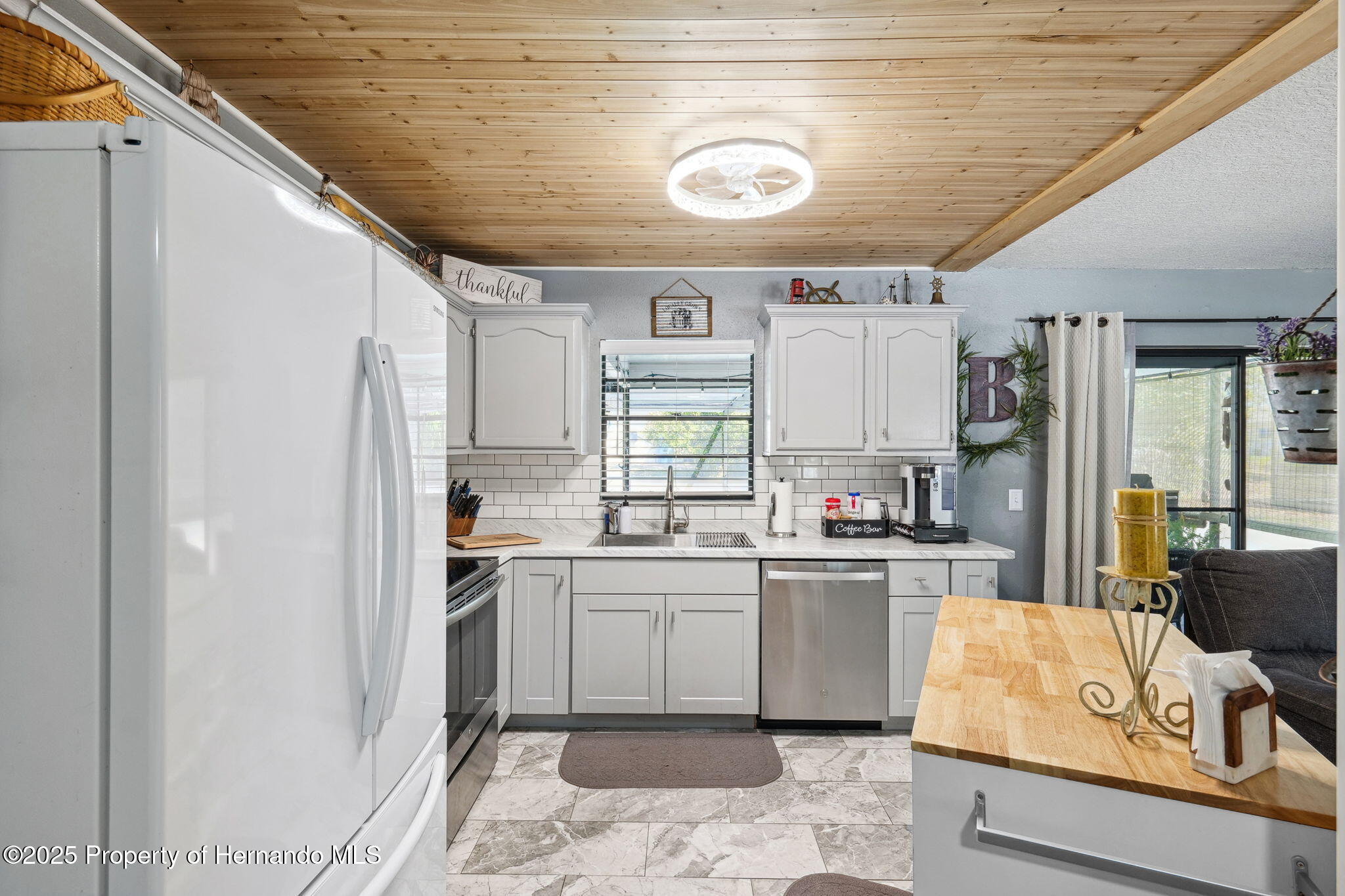 7228 Edinburgh Way, Weeki Wachee, Florida image 17