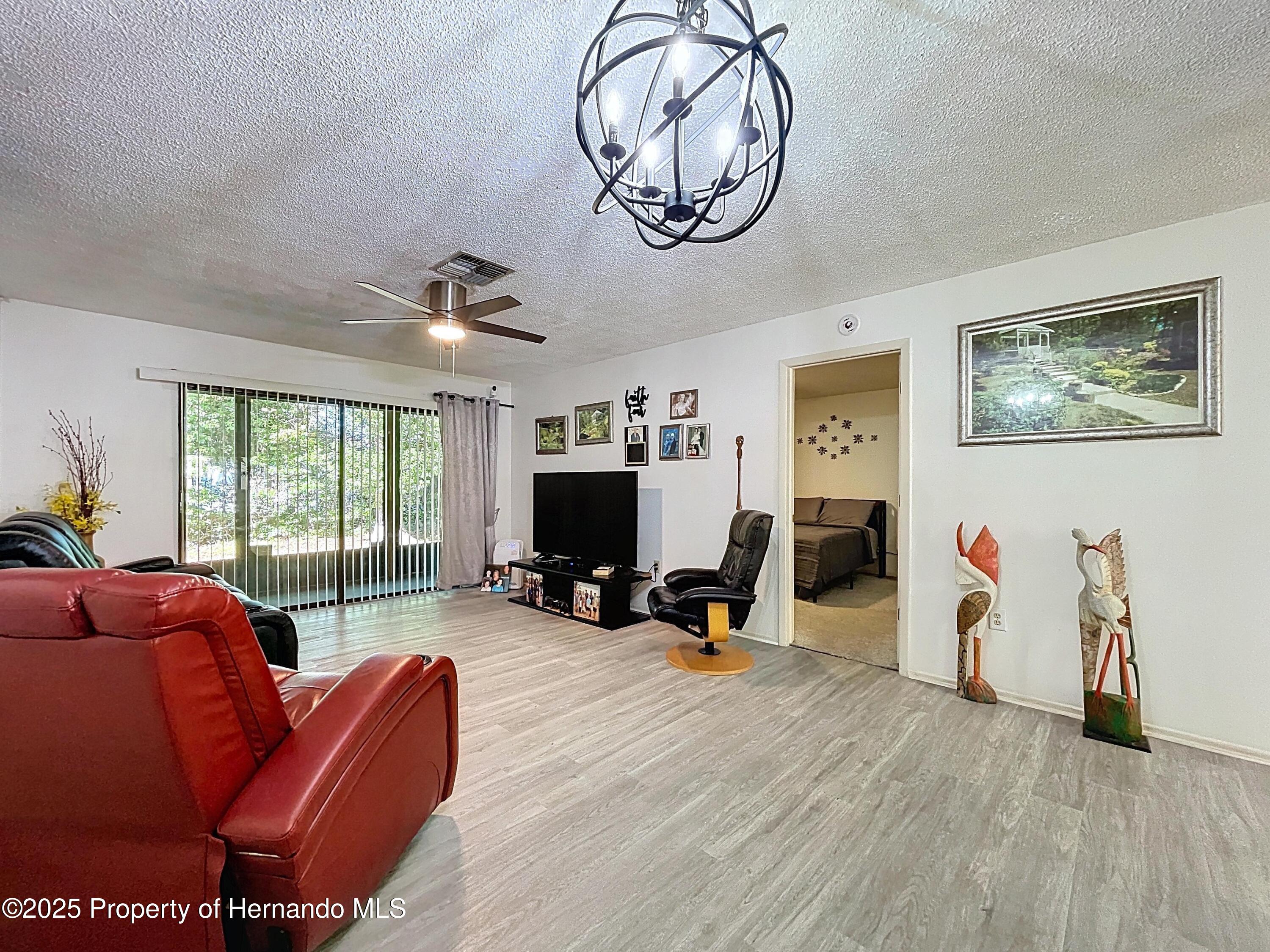 2139 Sea Pines Court, Spring Hill, Florida image 9
