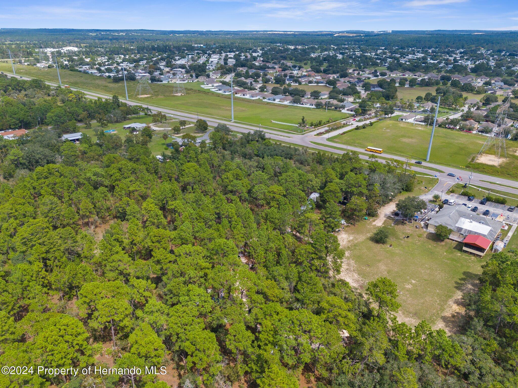Sunshine Grove Road, Brooksville, Florida image 10