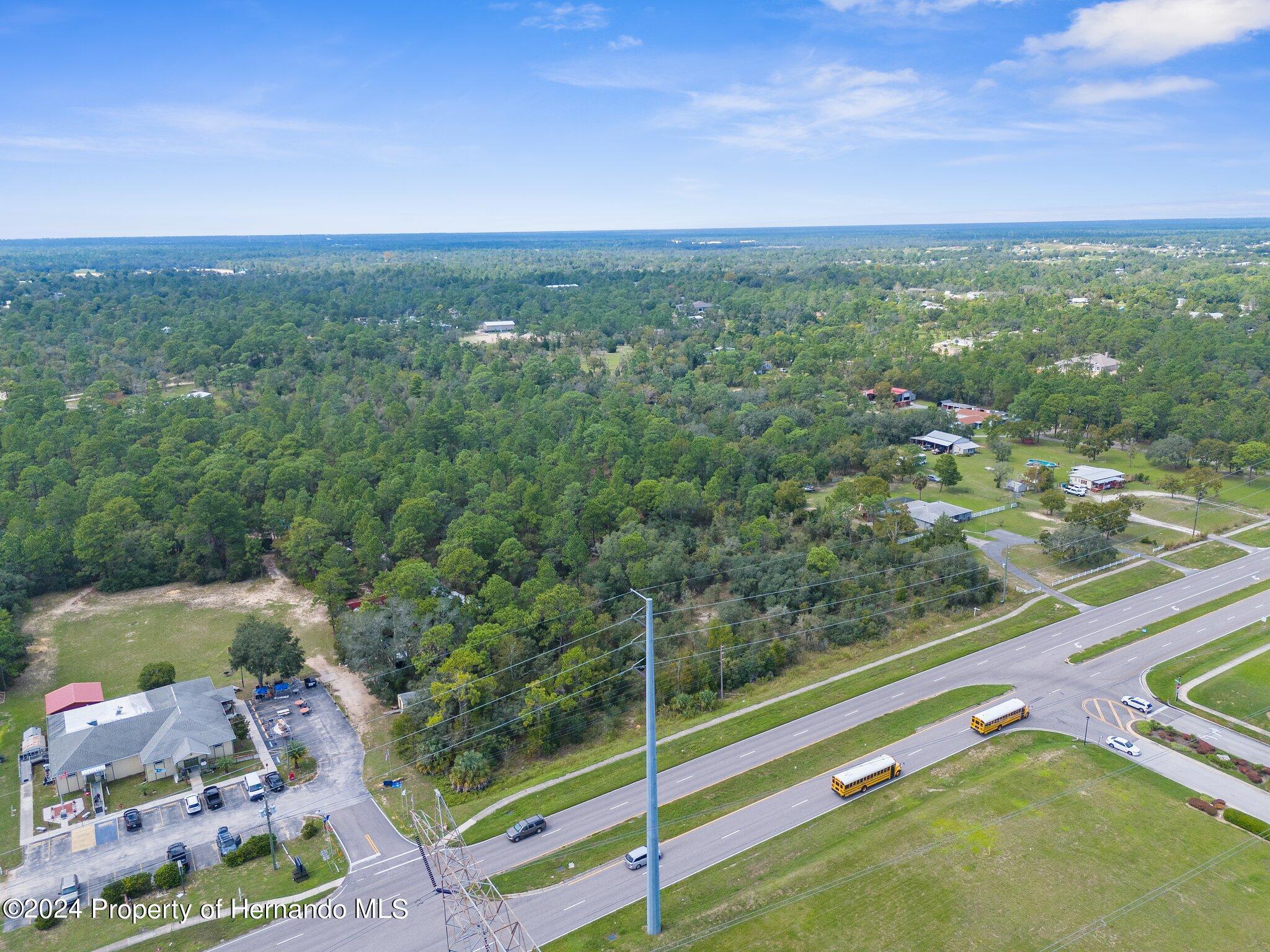 Sunshine Grove Road, Brooksville, Florida image 15