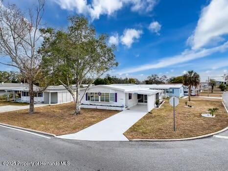 9303 Highpoint Boulevard, Brooksville, Florida image 44