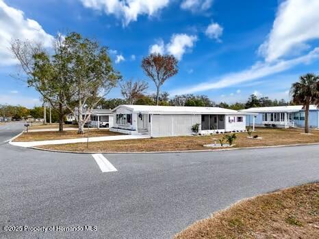 9303 Highpoint Boulevard, Brooksville, Florida image 38