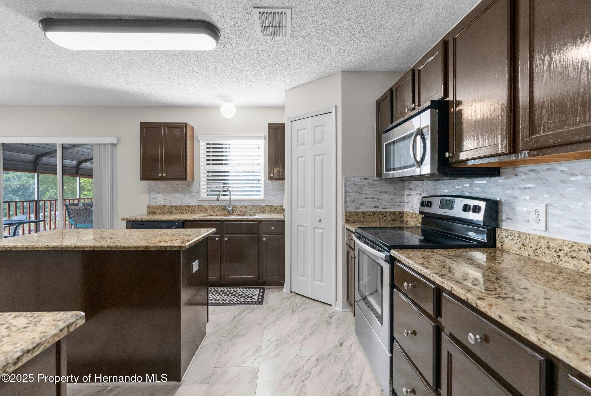 6440 Curtiss Lane, Spring Hill, Florida image 13