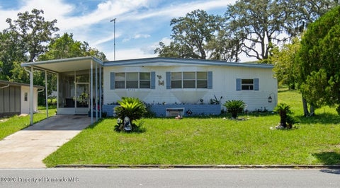 Mobile Home For Sale - 8759 Highpoint Boulevard<br/> Brooksville, FL 34613