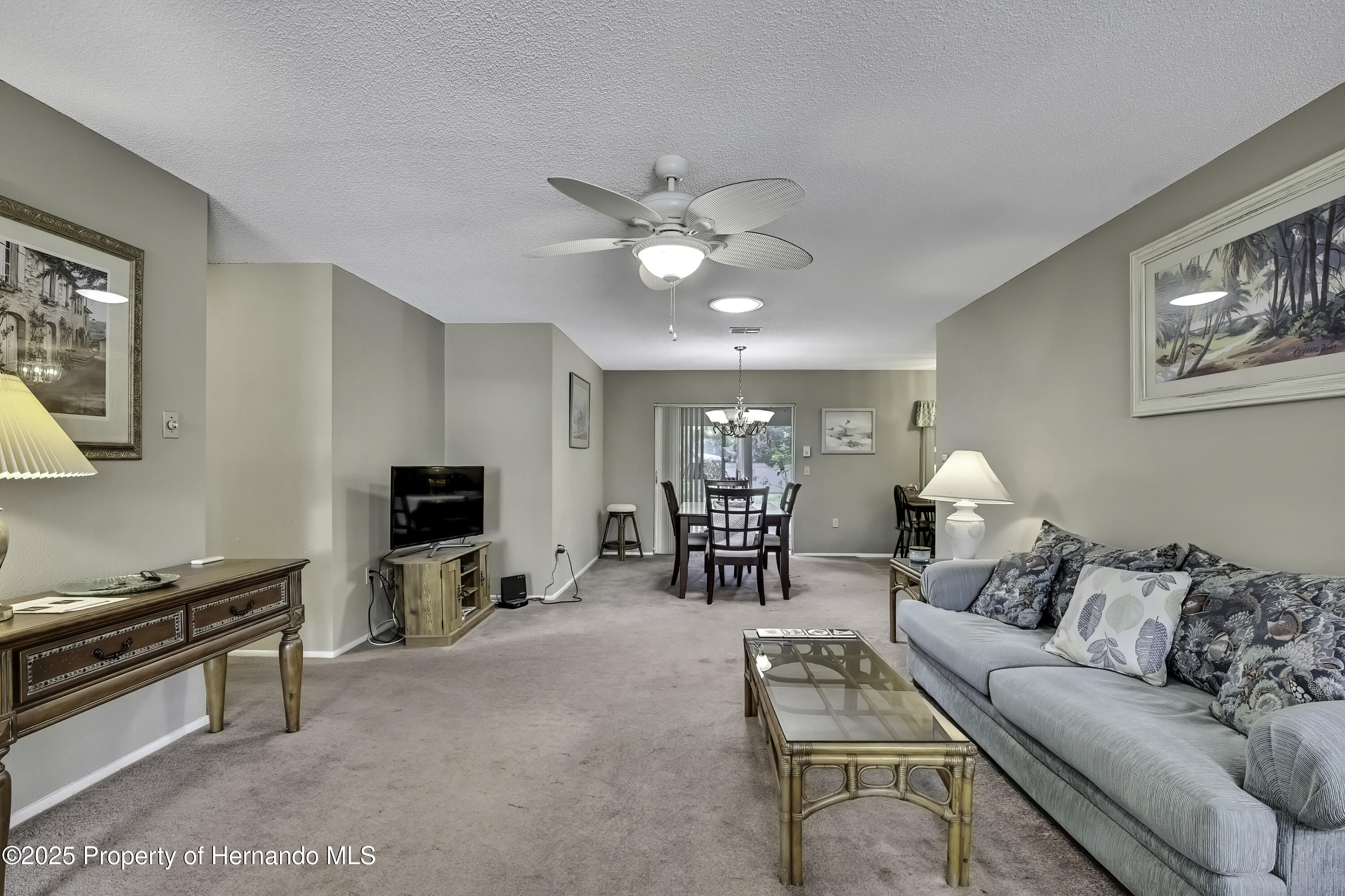 6375 Ocean Pines Lane, Spring Hill, Florida image 2