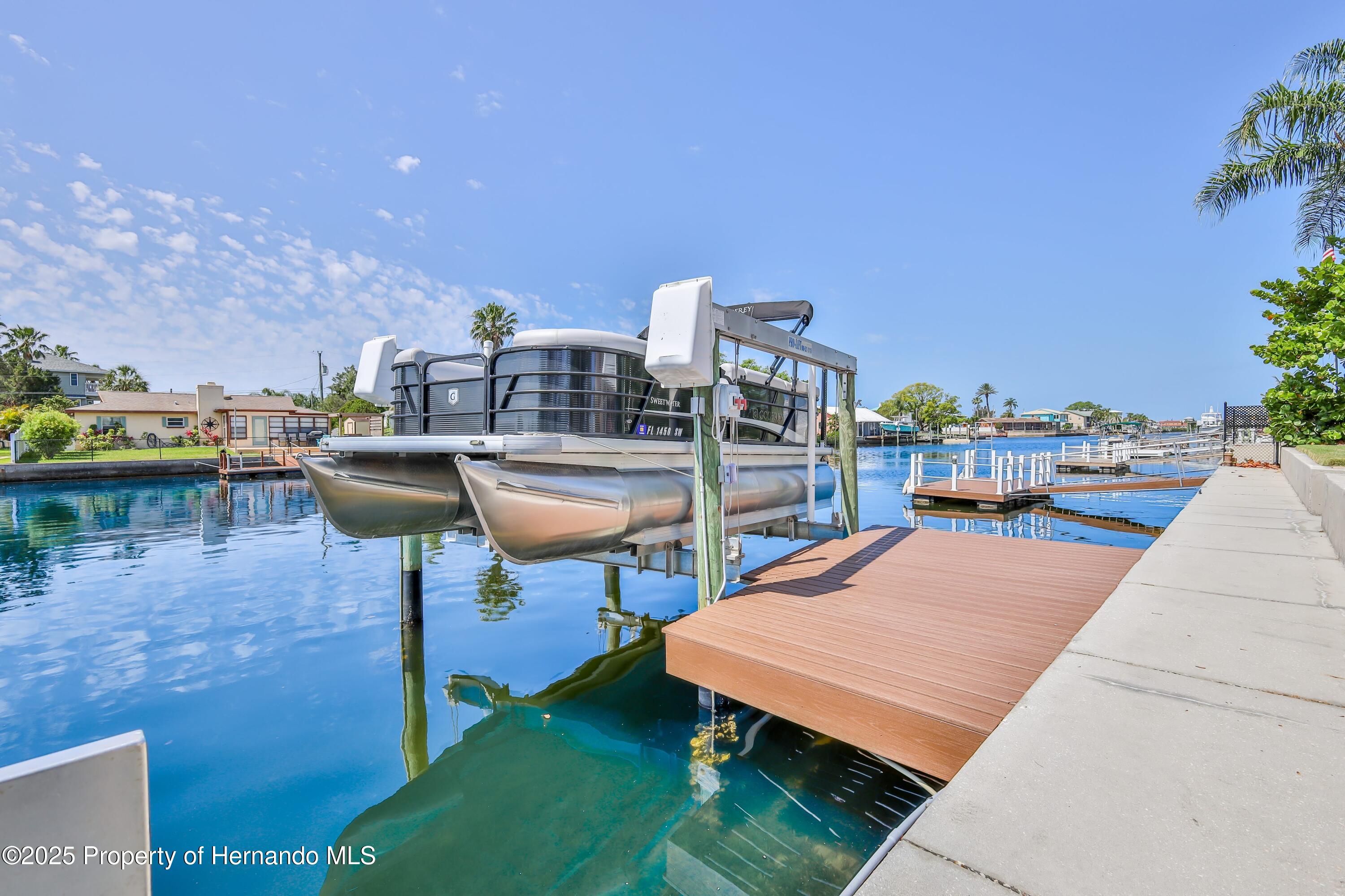 3352 Gulfview Drive, HERNANDO BEACH, Florida image 4