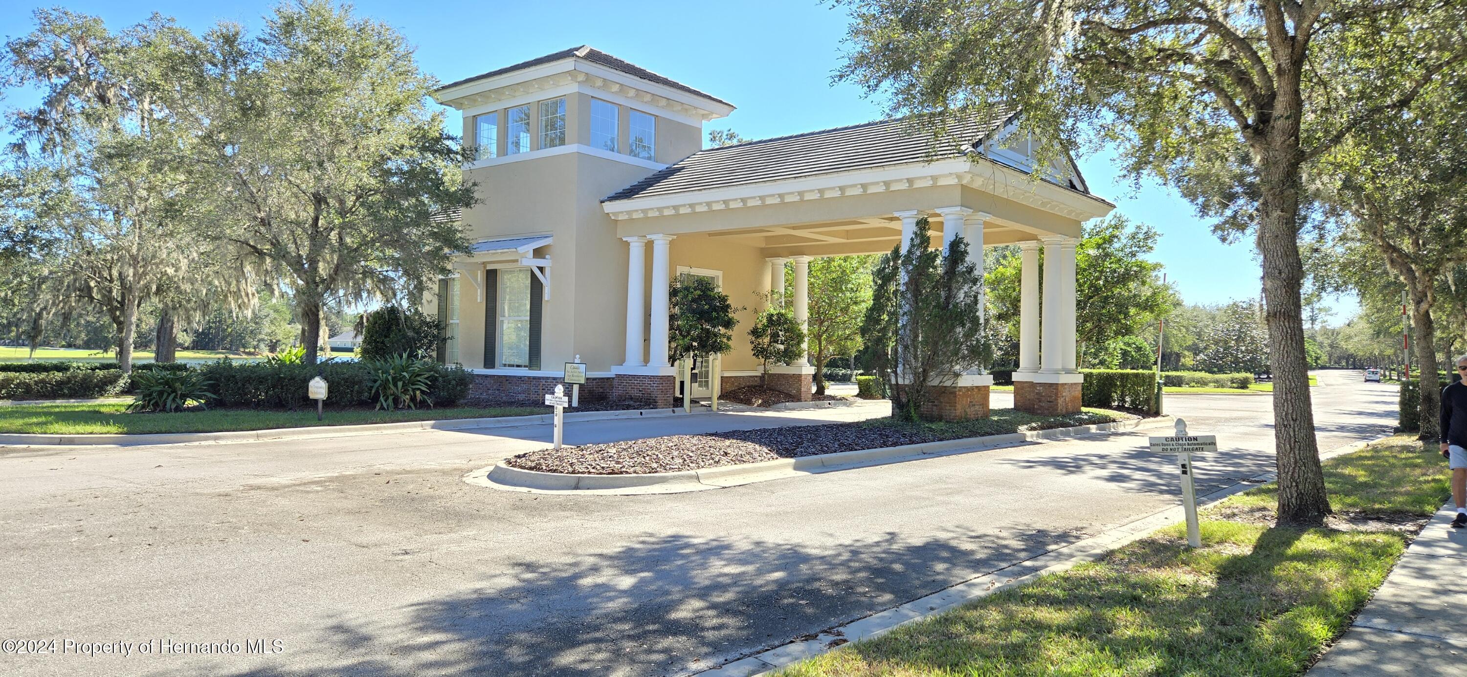 Brooksville, Florida 34601, United States, 4 Bedrooms Bedrooms, ,3 BathroomsBathrooms,Residential,Active,217447