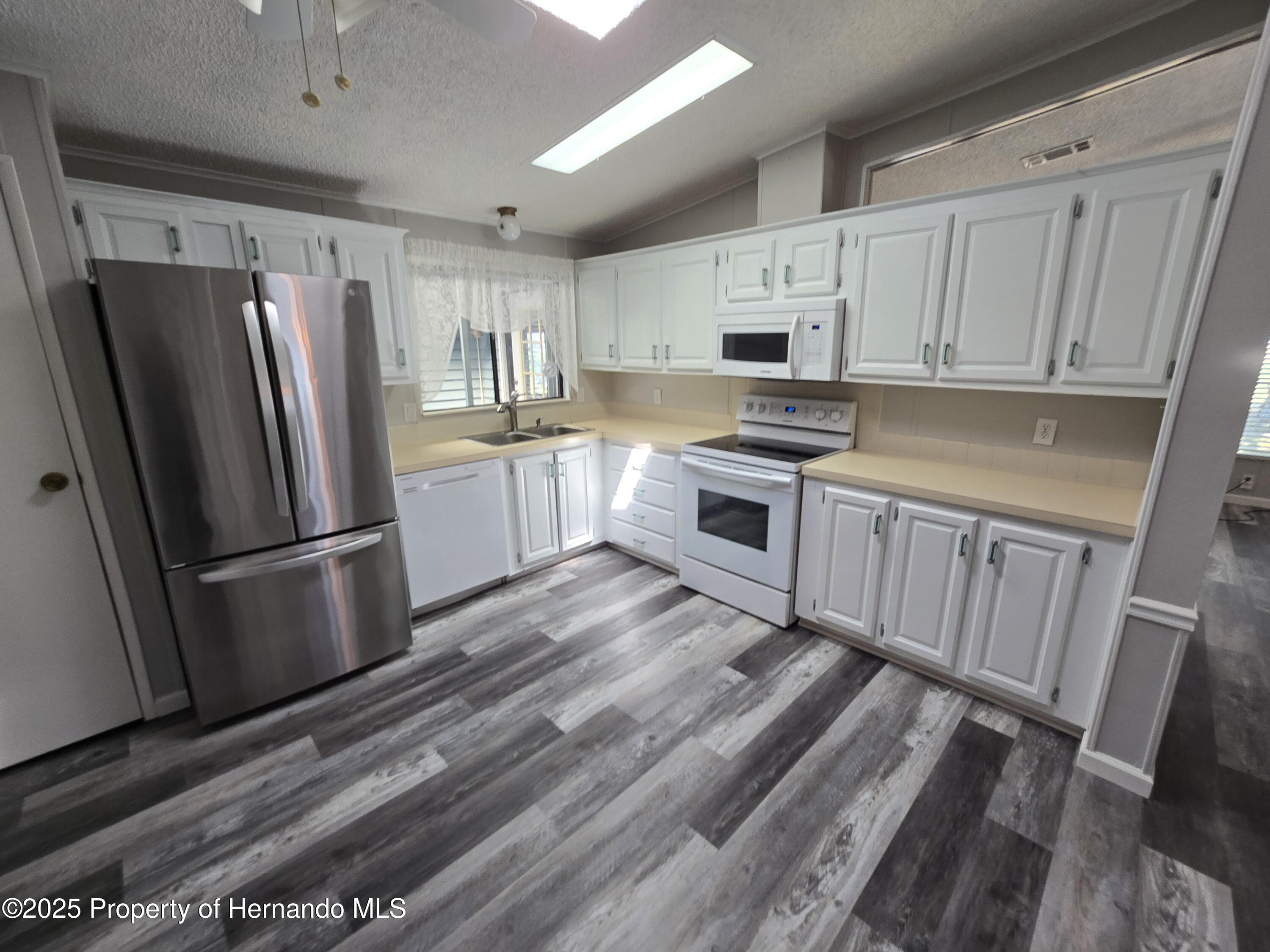 14049 Brookridge Boulevard, Brooksville, Florida image 6
