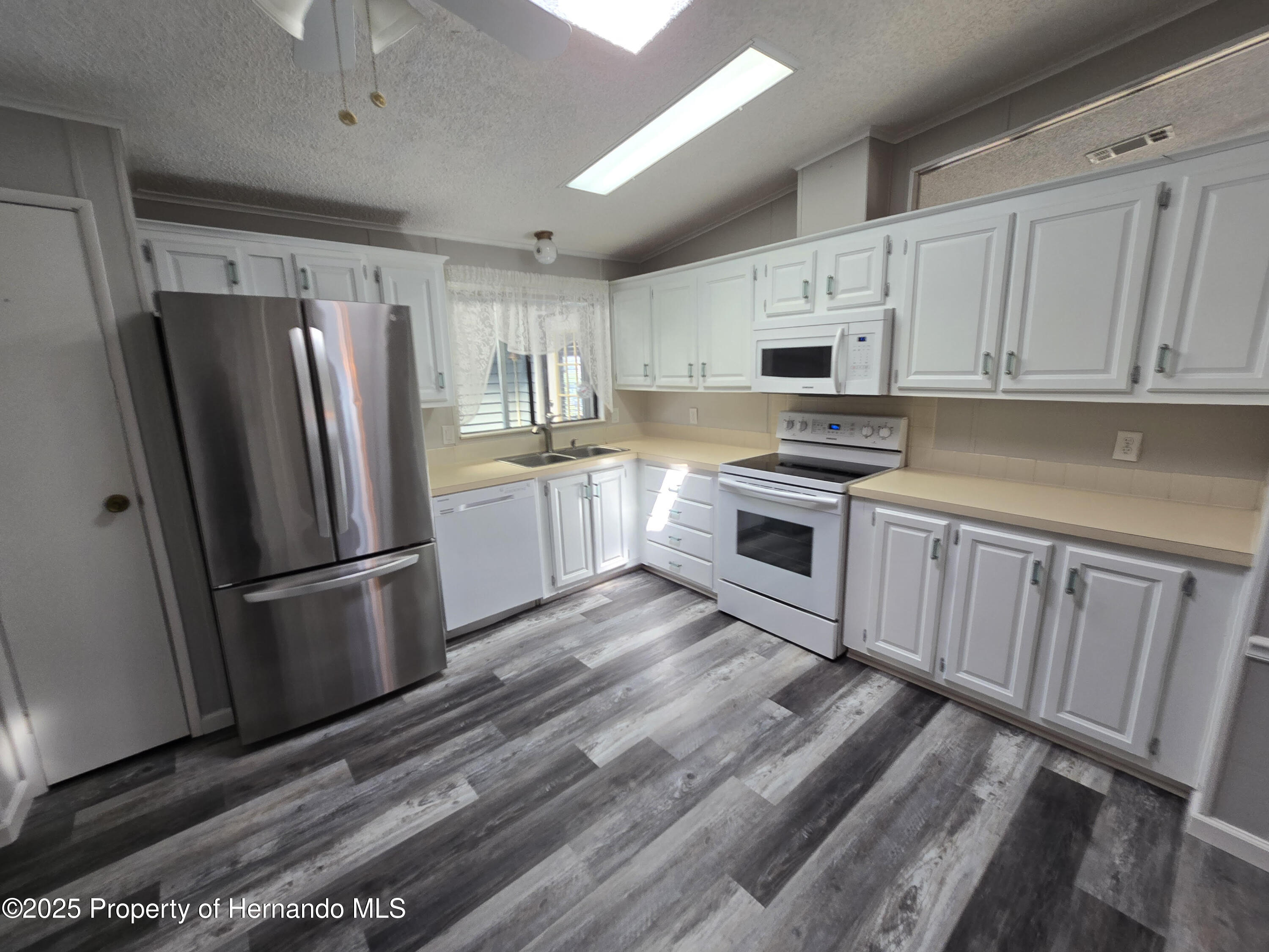 14049 Brookridge Boulevard, Brooksville, Florida image 7