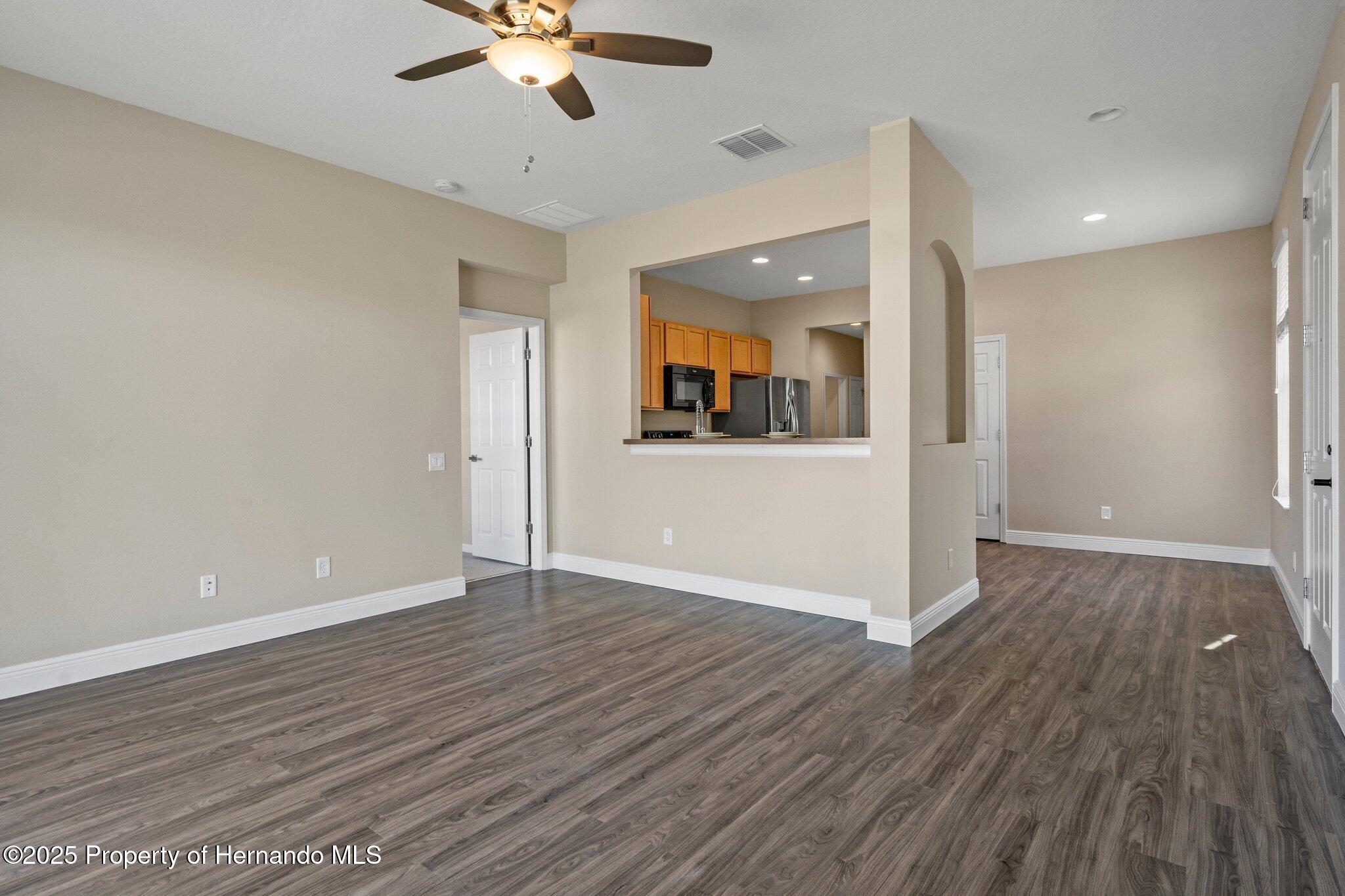 767 Alpine Thistle Drive, Brooksville, Florida image 9