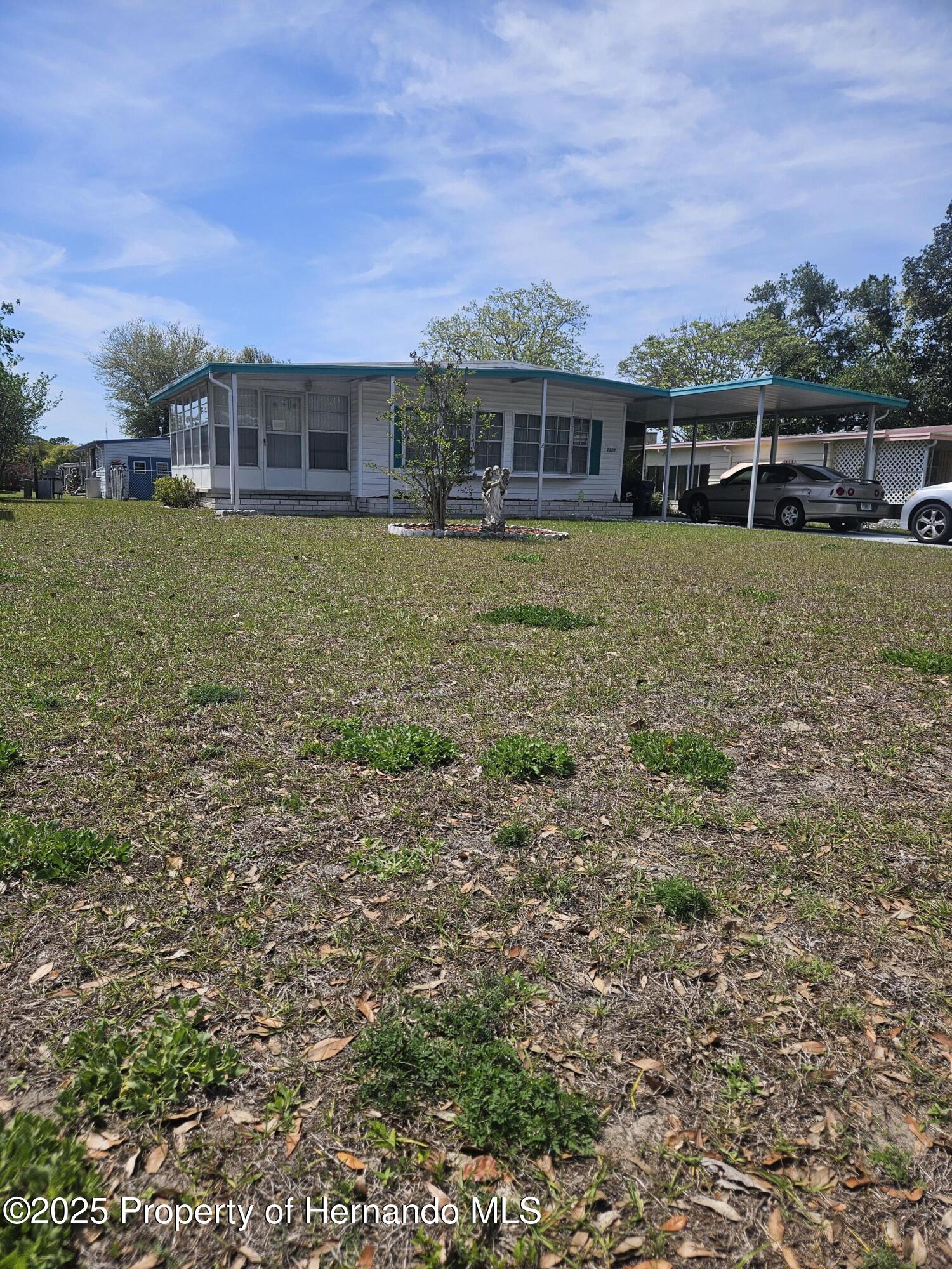 7379 First Circle Drive, Brooksville, Florida image 4