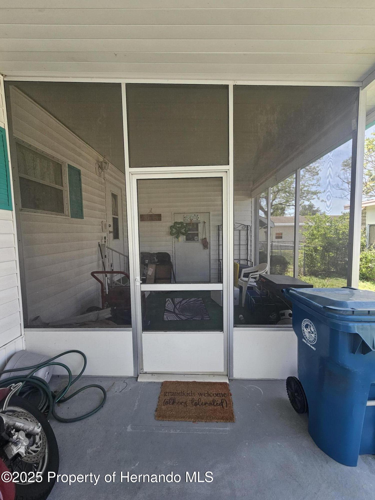 7379 First Circle Drive, Brooksville, Florida image 2