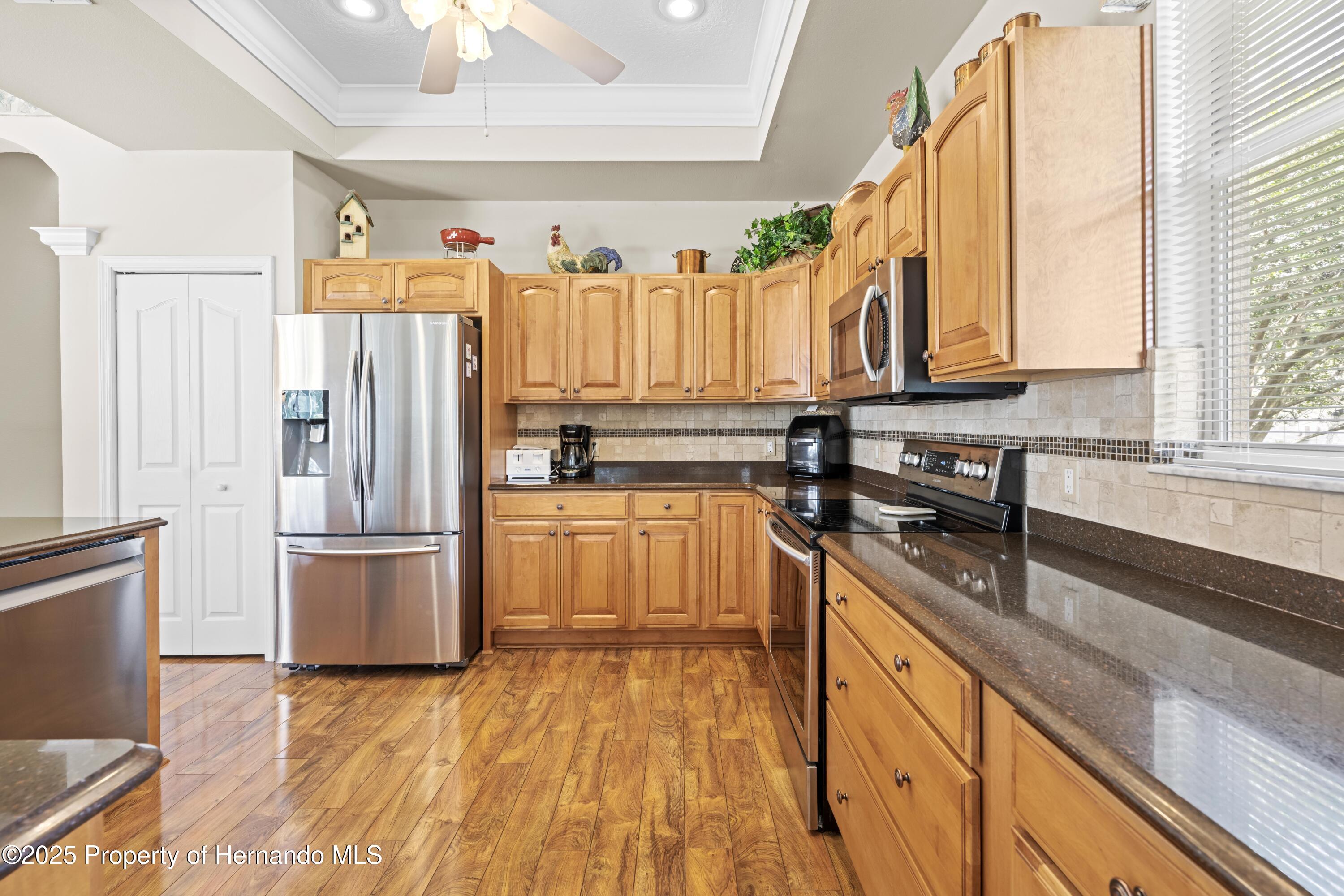 5164 Golf Club Lane, Spring Hill, Florida image 18