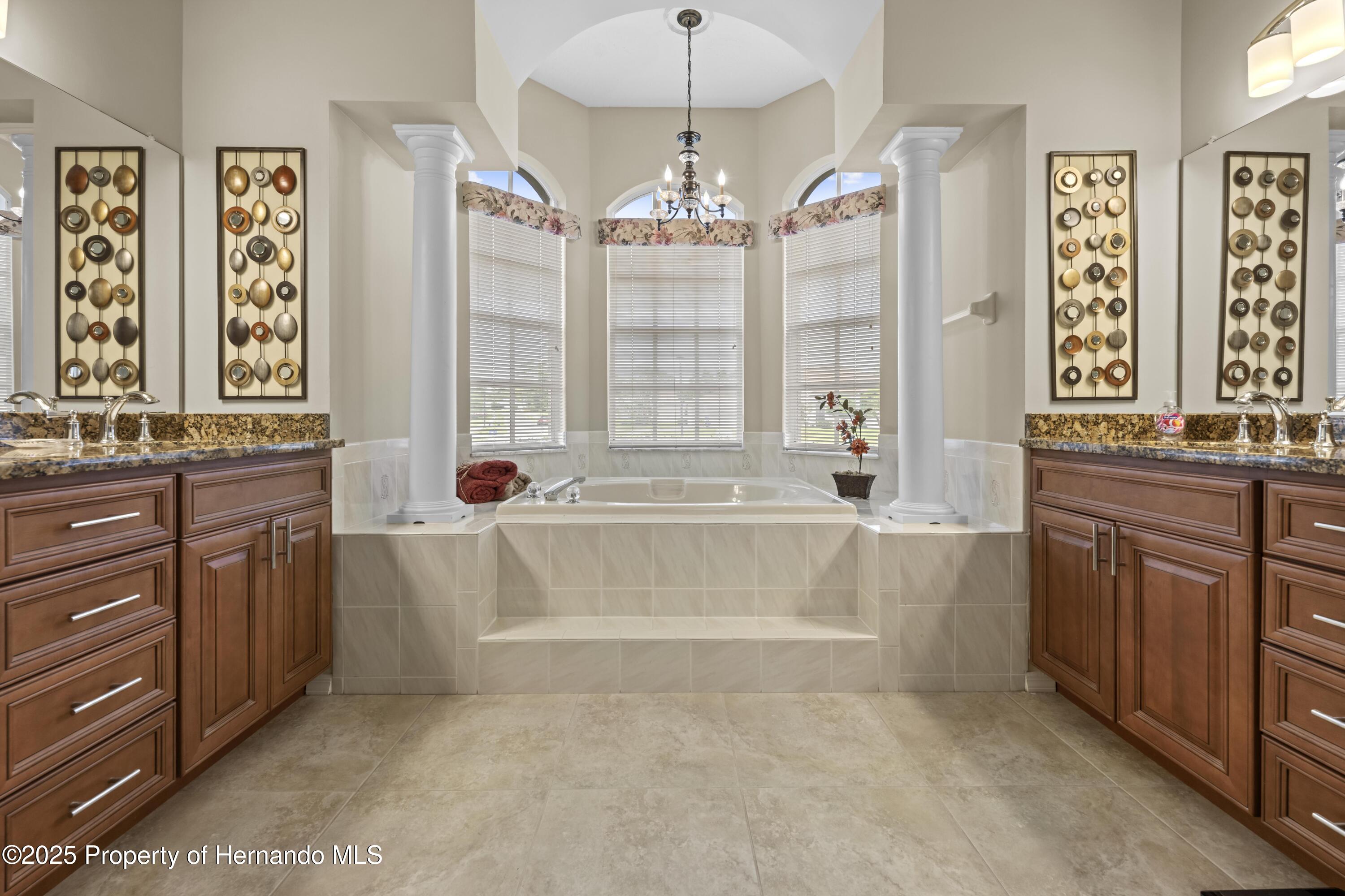 5164 Golf Club Lane, Spring Hill, Florida image 40