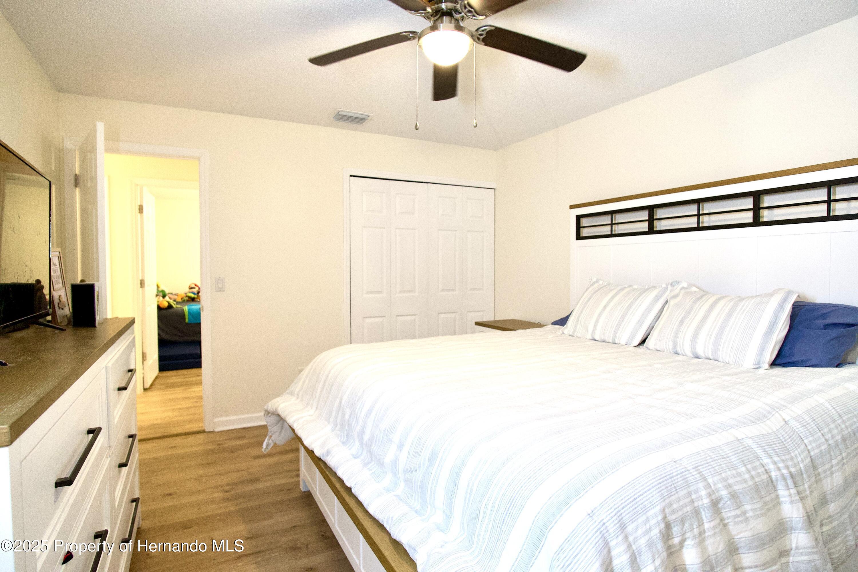 4605 Freshwind Avenue, Tampa, Florida image 14