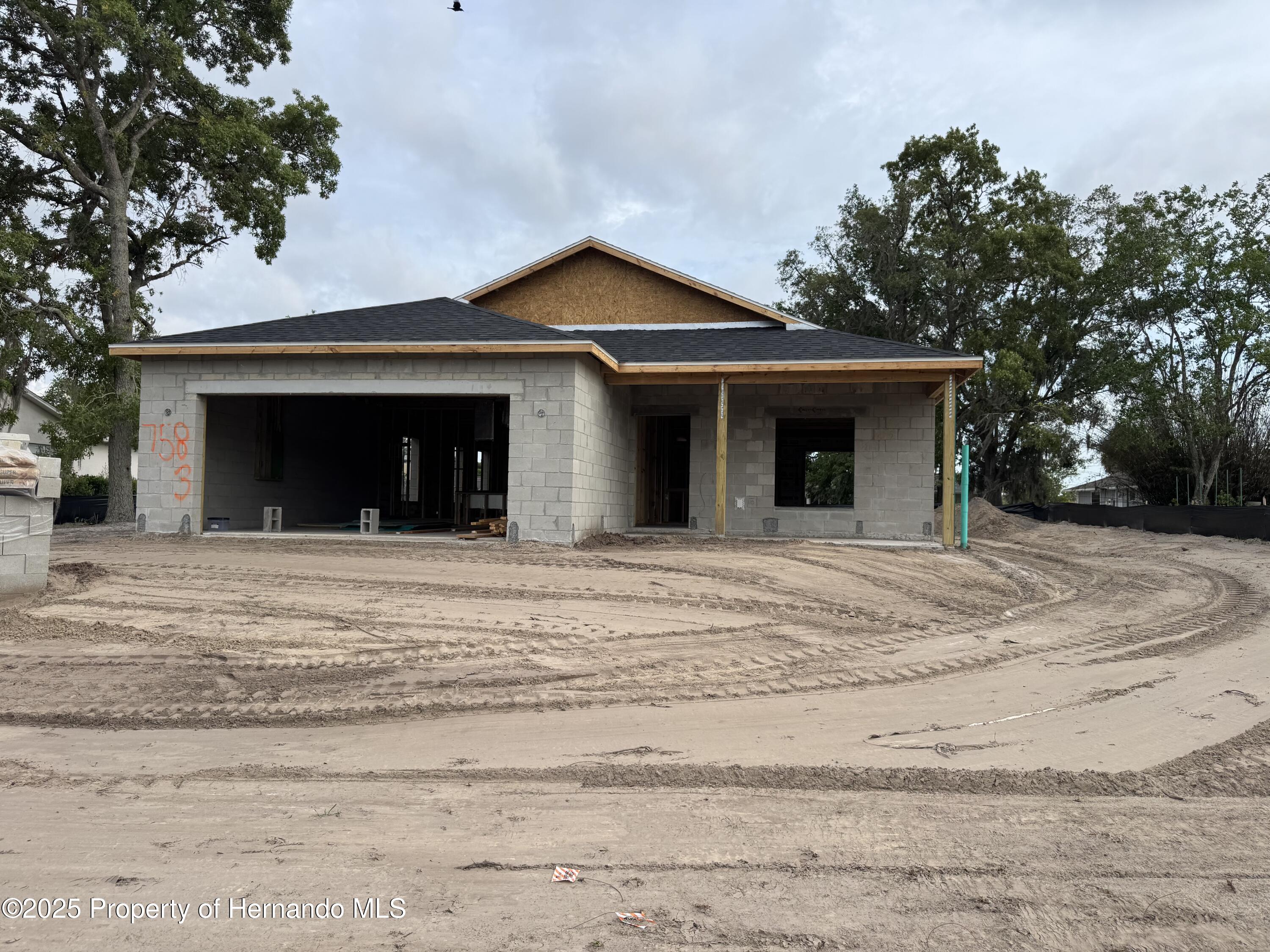 7583 St Andrews Boulevard, Weeki Wachee, Florida image 2