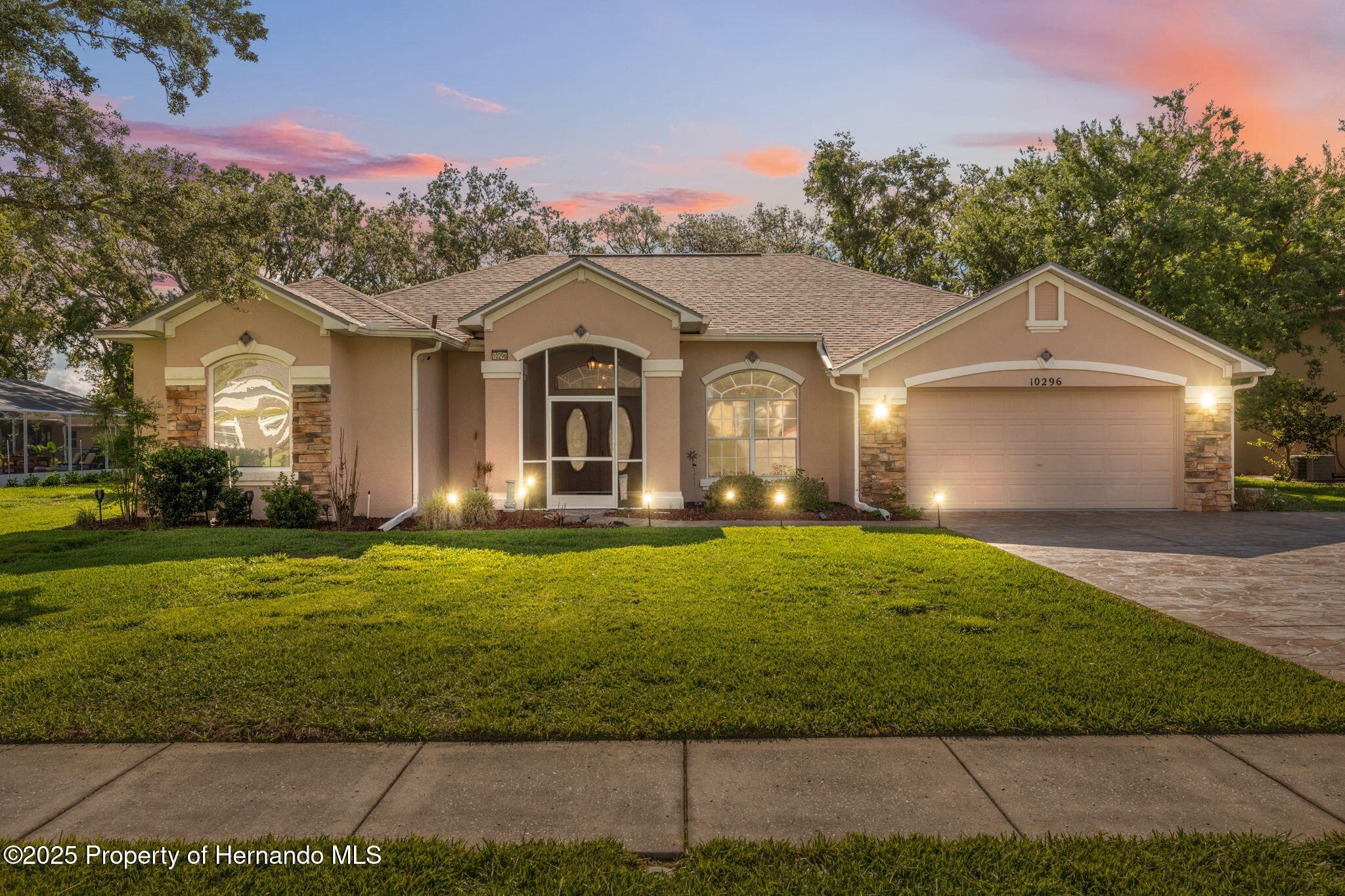 10296 Palmgren Lane, Spring Hill, Florida image 2