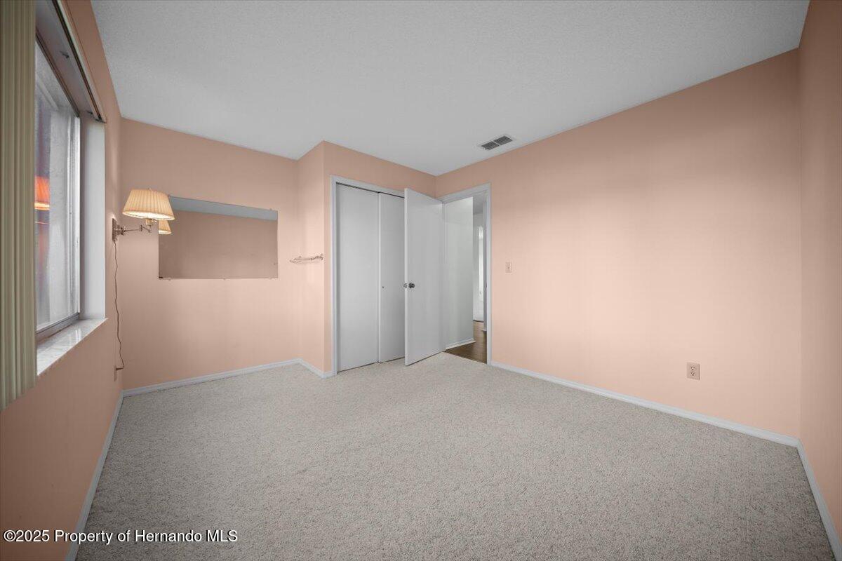 7682 St Andrews Boulevard, Spring Hill, Florida image 5