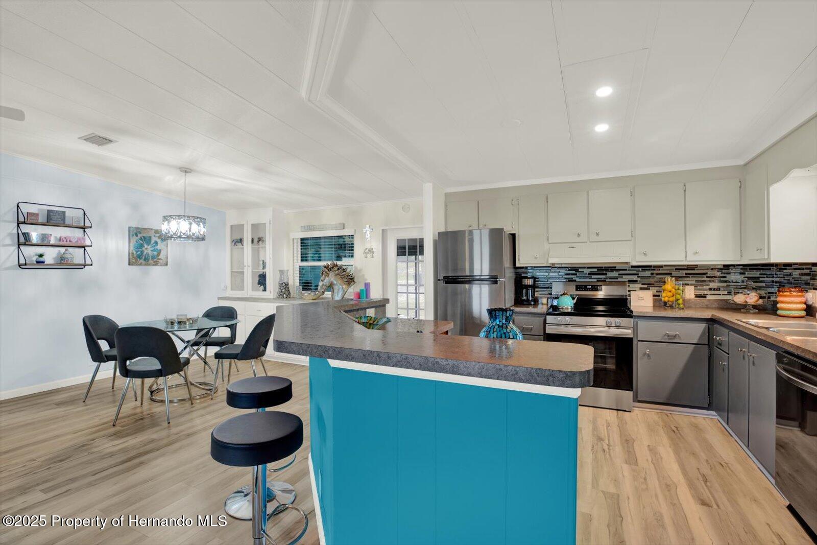 7713 Moriah Avenue, Brooksville, Florida image 5