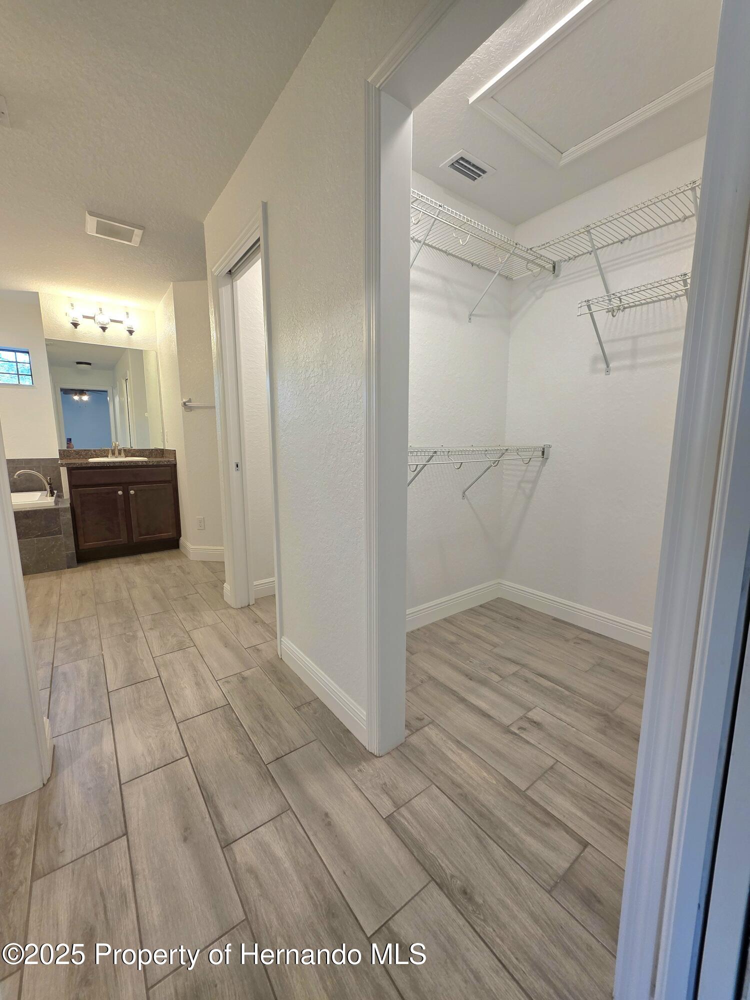 11240 Marvelwood Road, Brooksville, Florida image 17