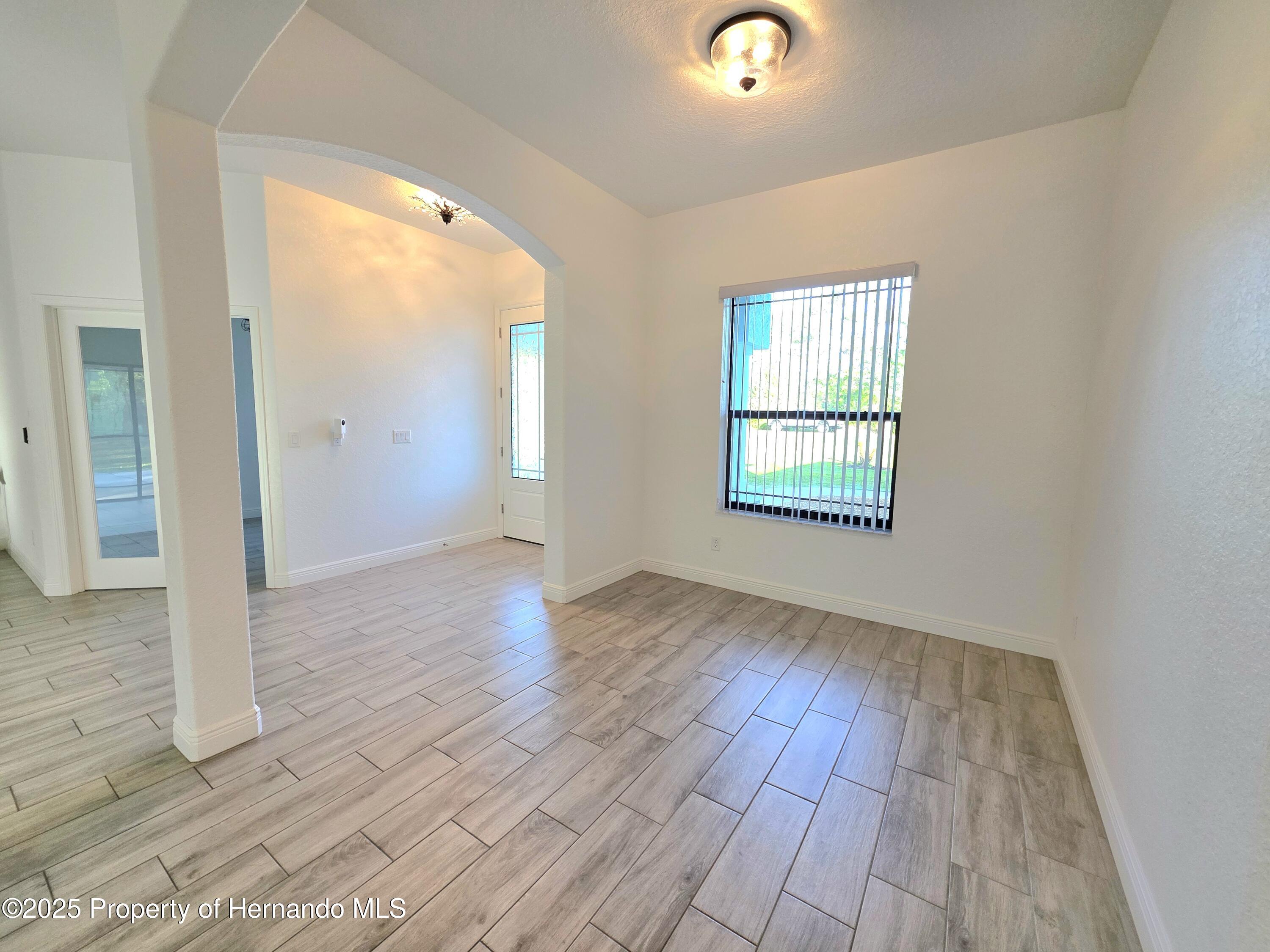 11240 Marvelwood Road, Brooksville, Florida image 5