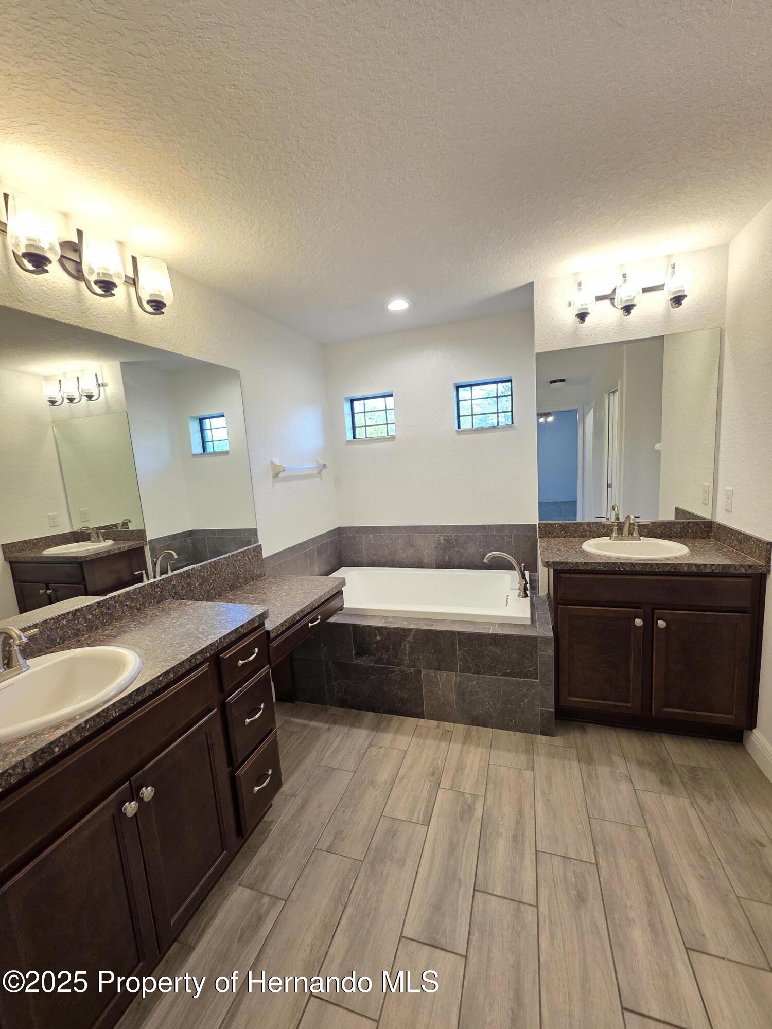 11240 Marvelwood Road, Brooksville, Florida image 20