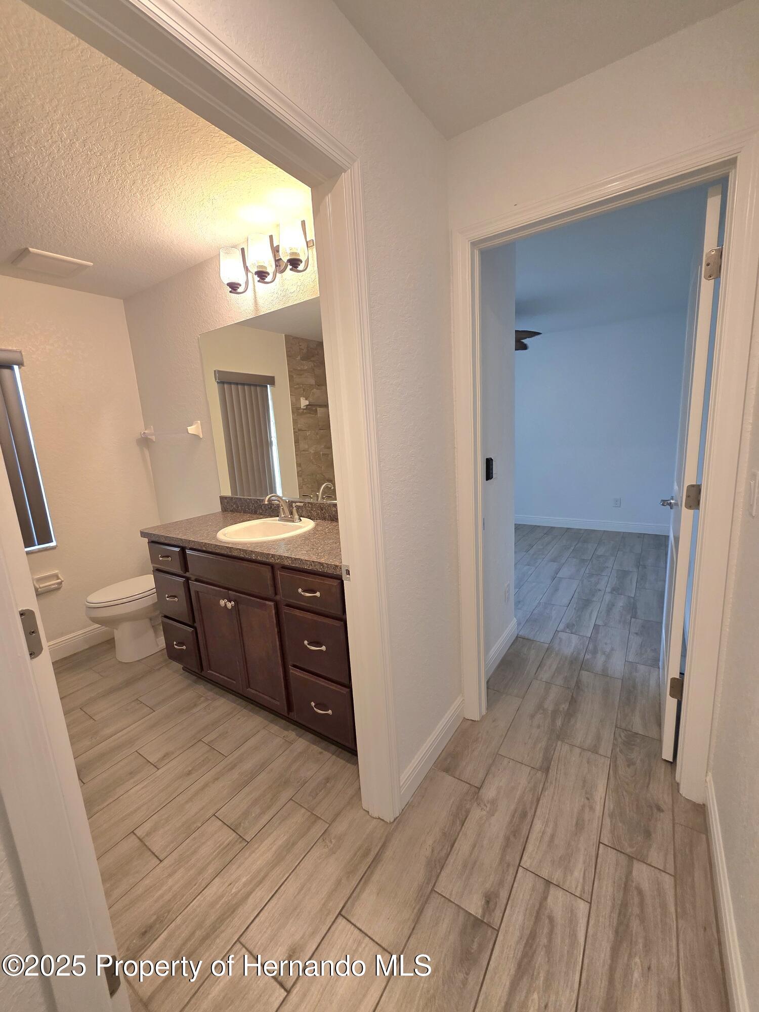 11240 Marvelwood Road, Brooksville, Florida image 28