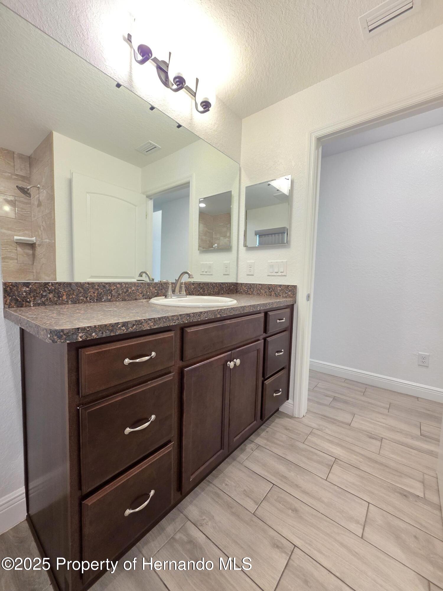 11240 Marvelwood Road, Brooksville, Florida image 30