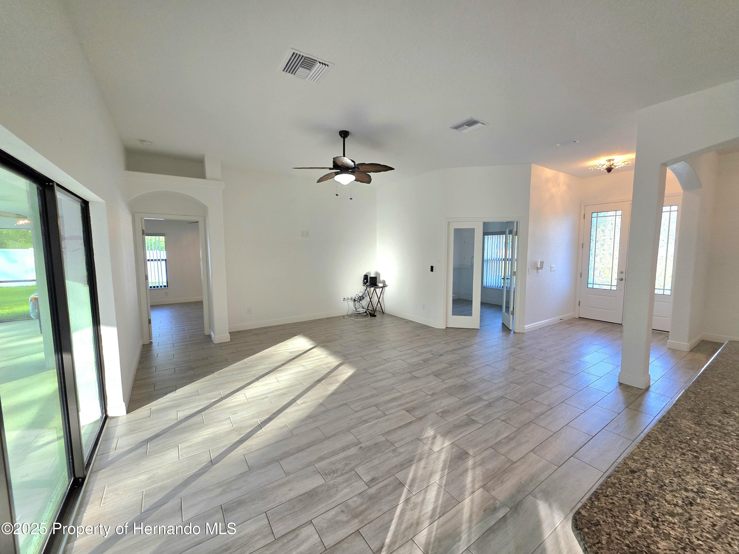 11240 Marvelwood Road, Brooksville, Florida image 15