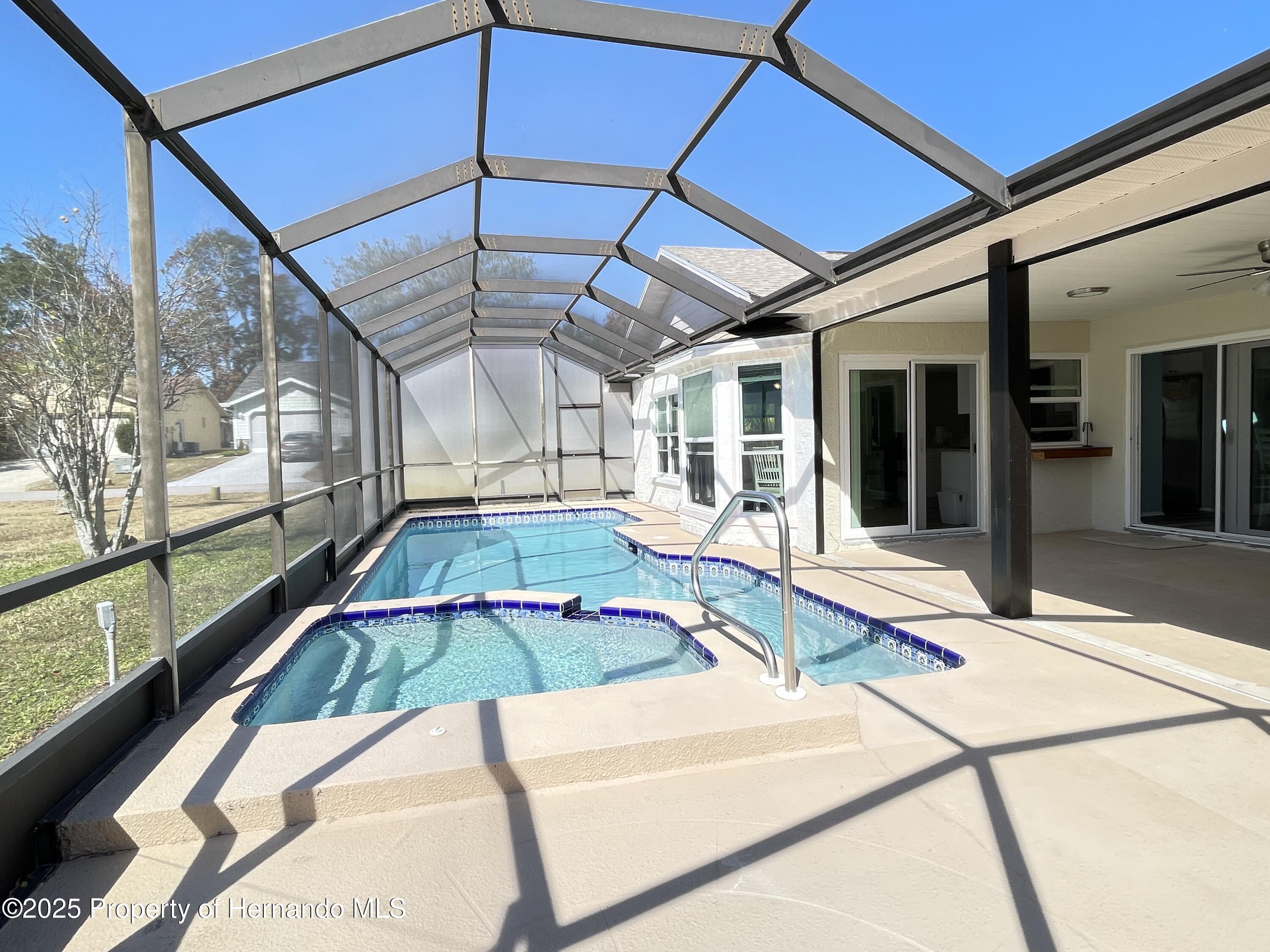 6520 Pine Meadows Drive, Spring Hill, Florida image 3