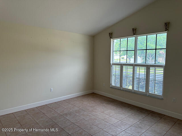 5165 Greystone Drive, Spring Hill, Florida image 7