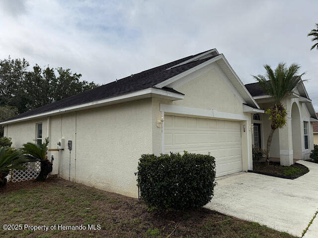 5165 Greystone Drive, Spring Hill, Florida image 6