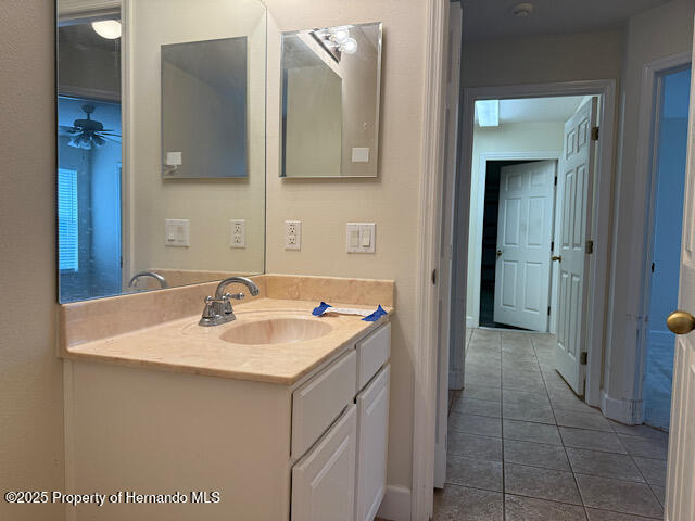 5165 Greystone Drive, Spring Hill, Florida image 18