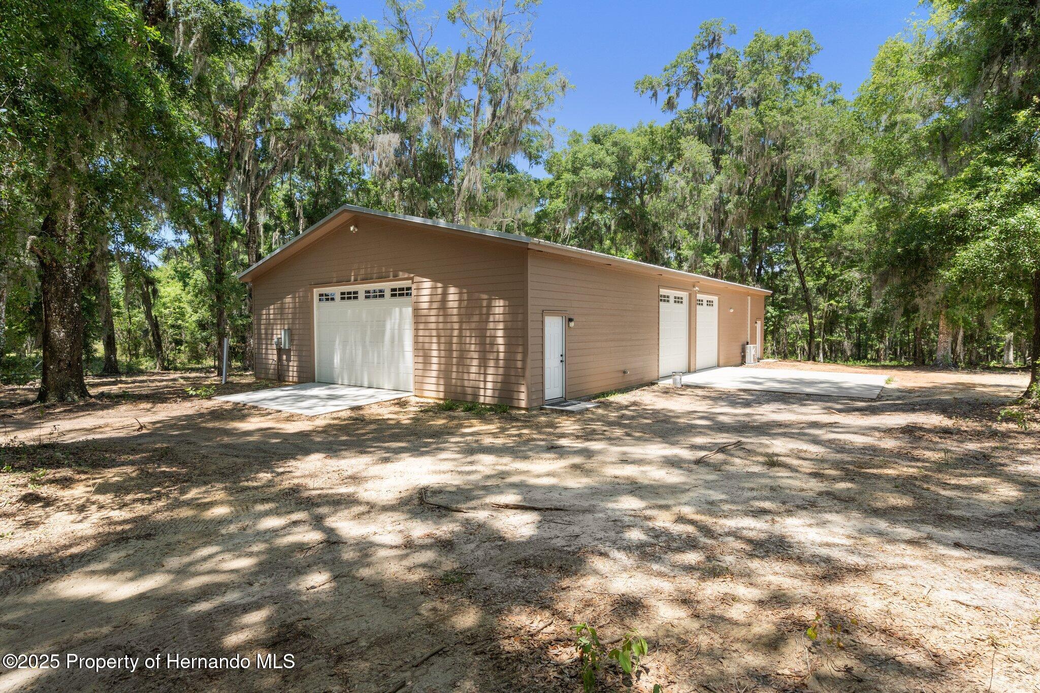 11440 S Pleasant Grove Road, Floral City, Florida image 11