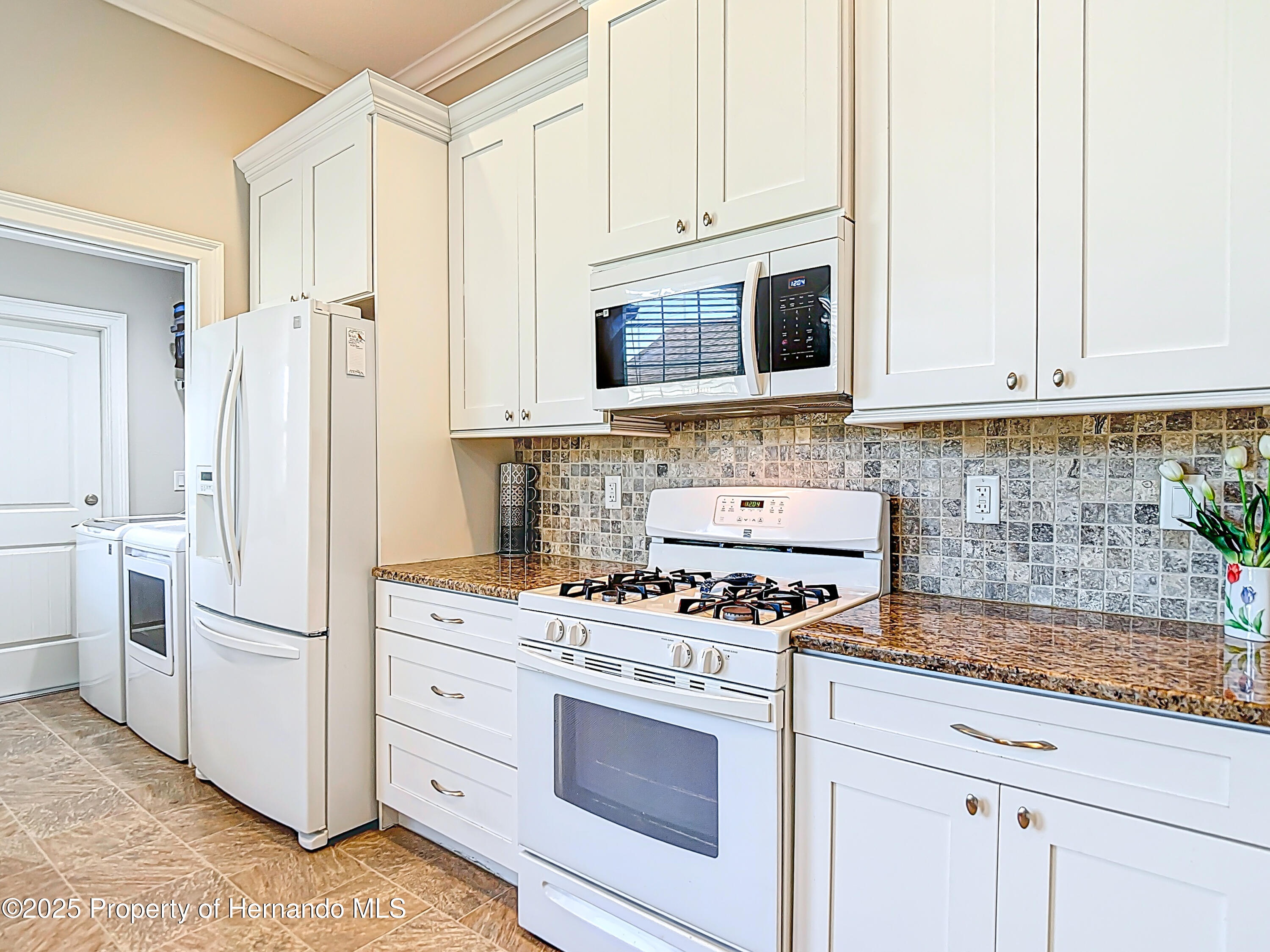 9363 S Deer Park Dr, Homosassa, Florida image 17