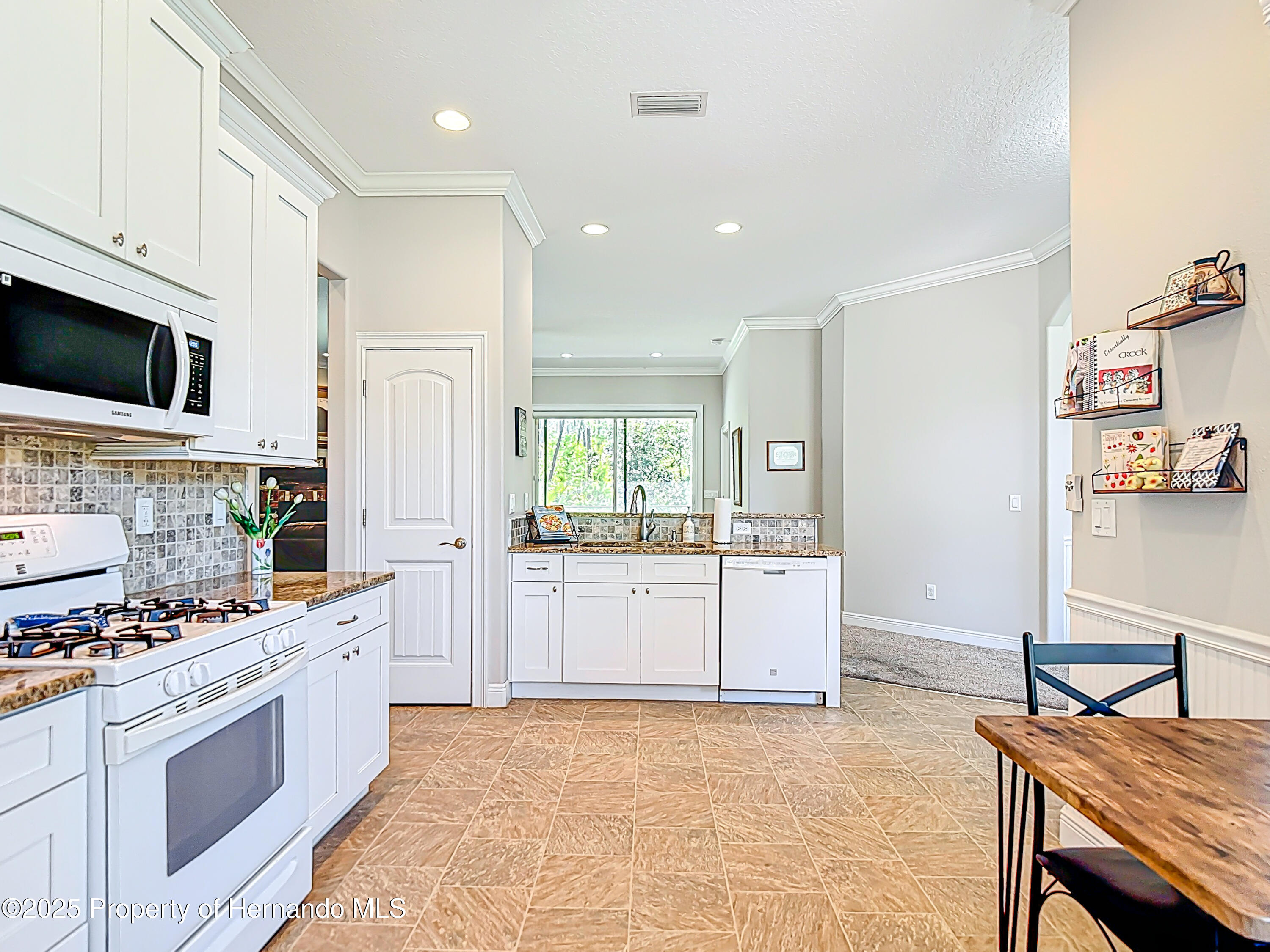 9363 S Deer Park Dr, Homosassa, Florida image 19