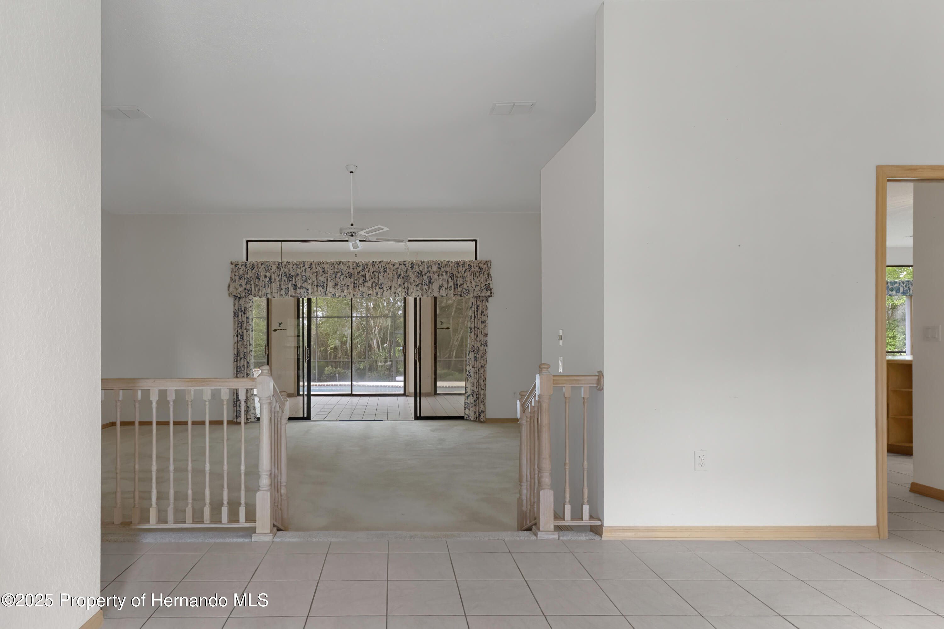 10355 Woodland Waters Boulevard, Weeki Wachee, Florida image 12