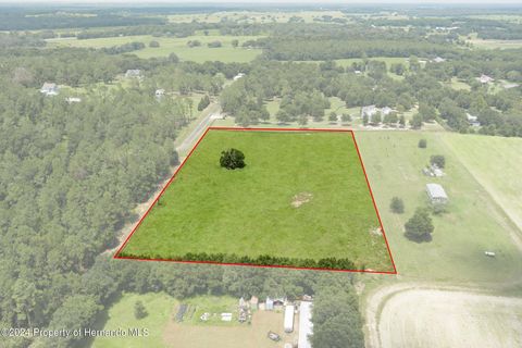 Featured picture for the property 2240385