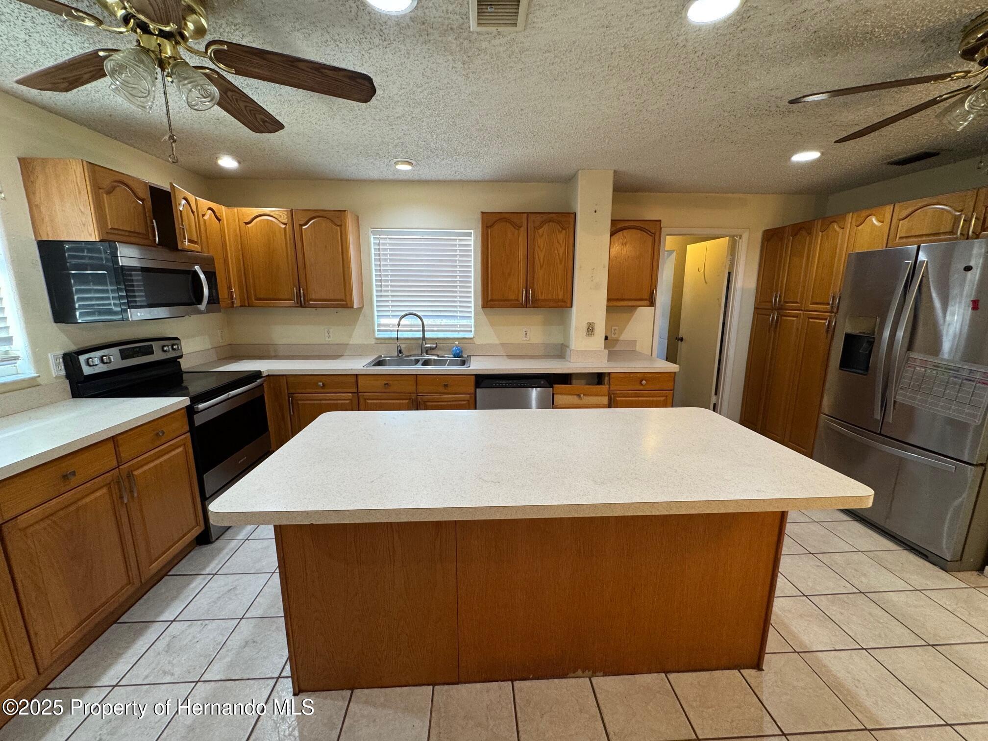 9285 Carthage Road, Spring Hill, Florida image 6