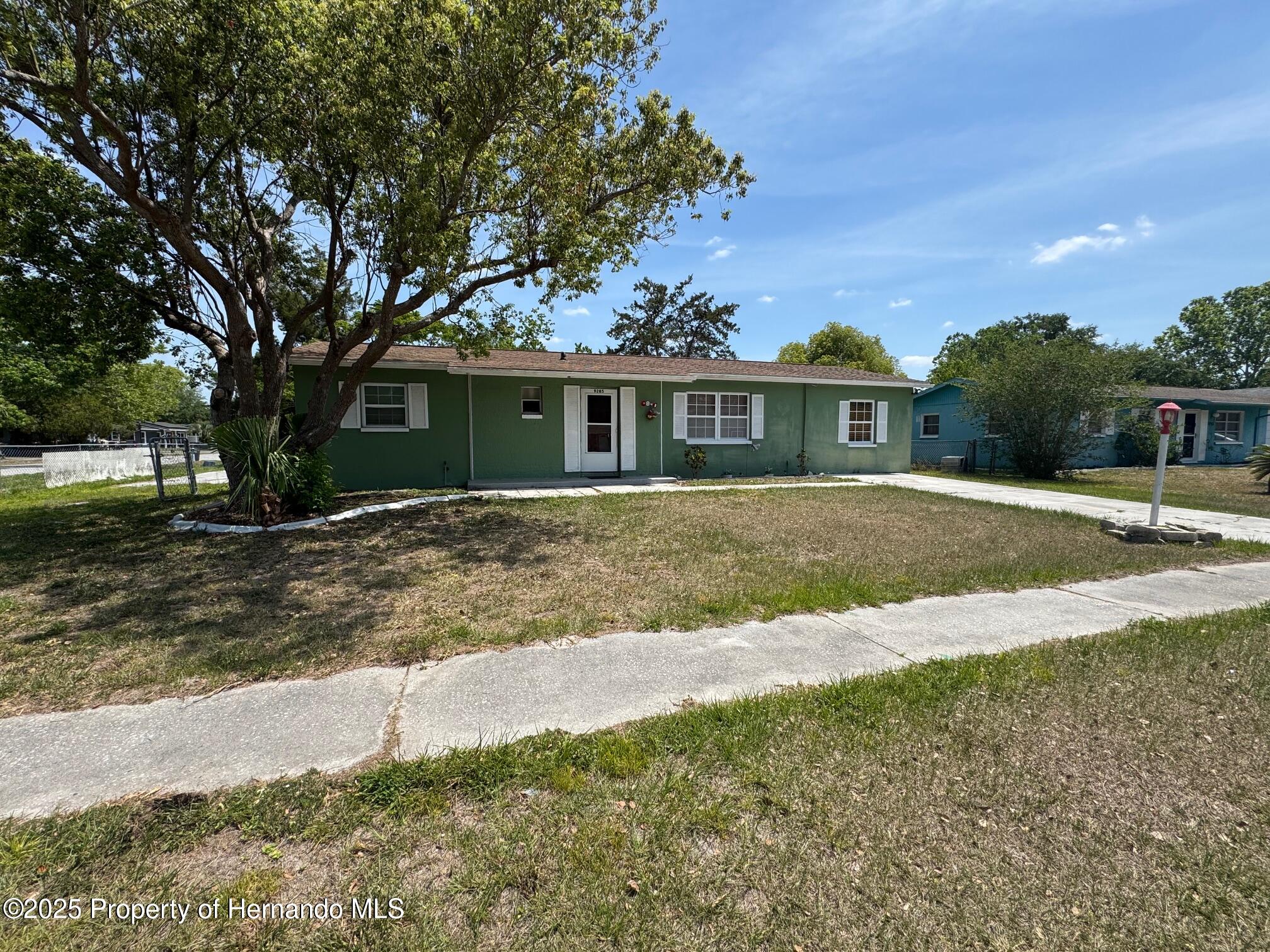 9285 Carthage Road, Spring Hill, Florida image 1