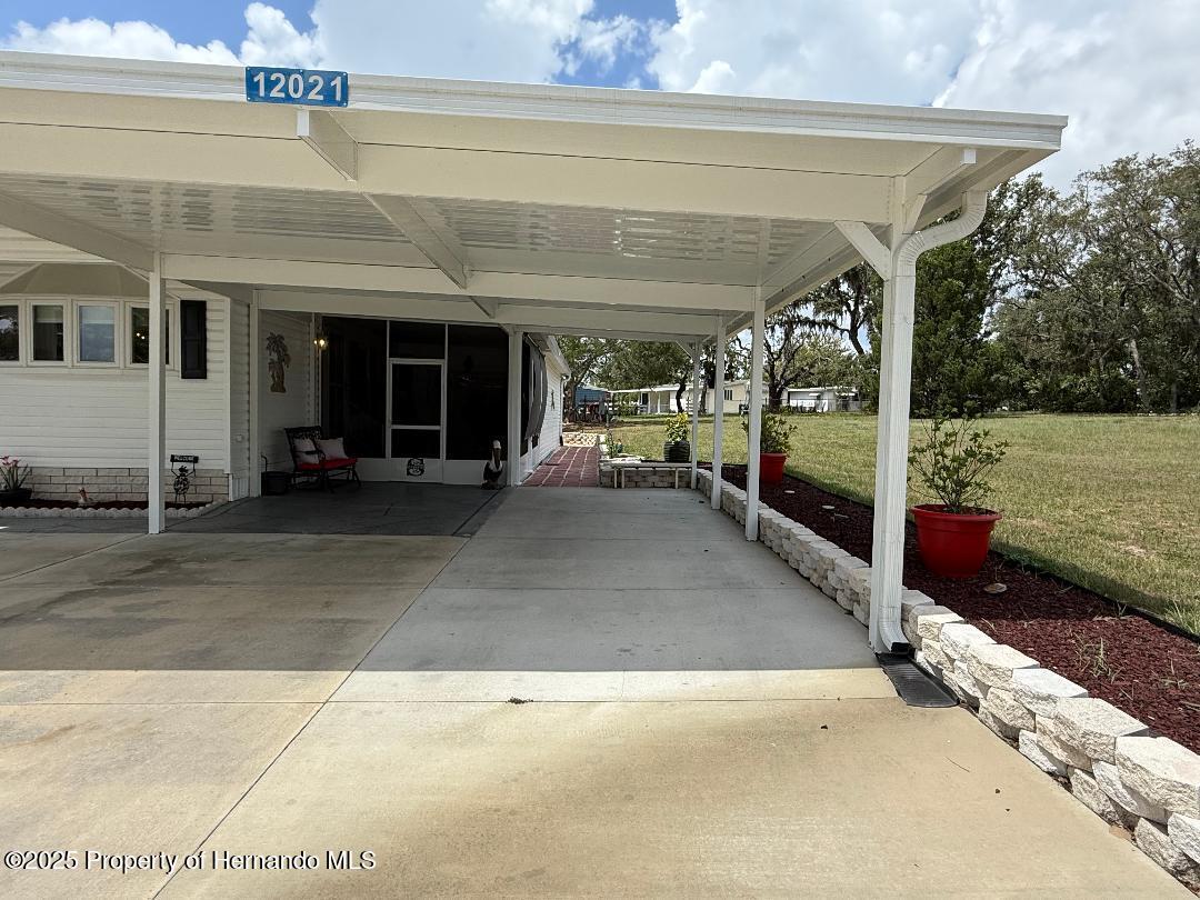 12021 Club House Road, Brooksville, Florida image 9